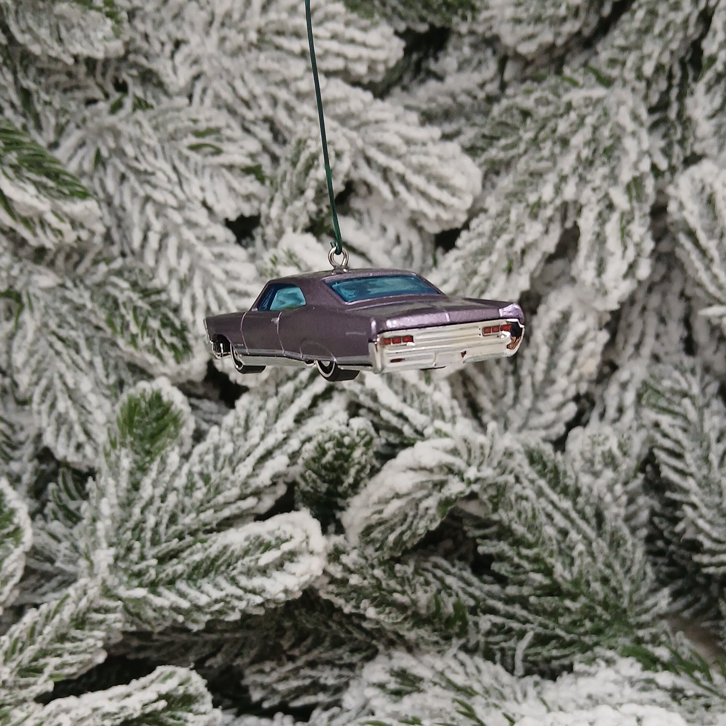 Pontiac 1965 Bonneville Ornament Christmas Gift Xmas Tree Decoration Classic Car Iris Mist