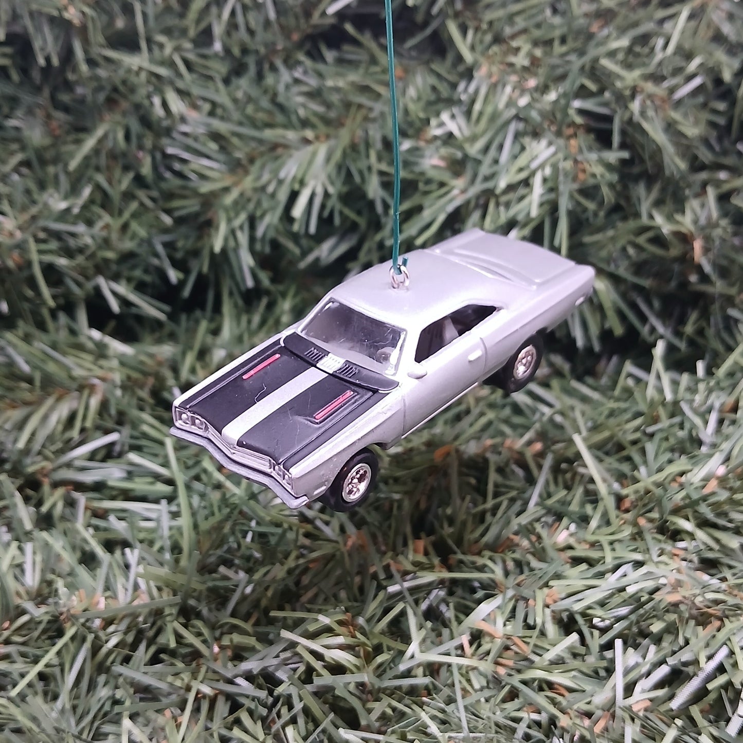 Plymouth Roadrunner Ornament 1969 Mopar Christmas Tree Decoration Gift Classic Car (Copy)