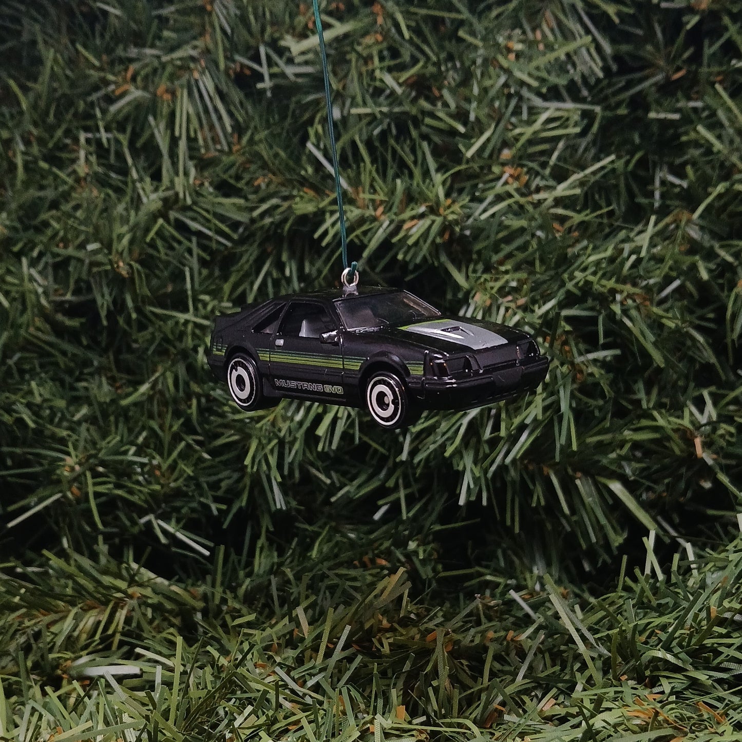 Ford Mustang 1984 SVO Christmas Ornament Gift Xmas Tree Decoration Black 1985 1986