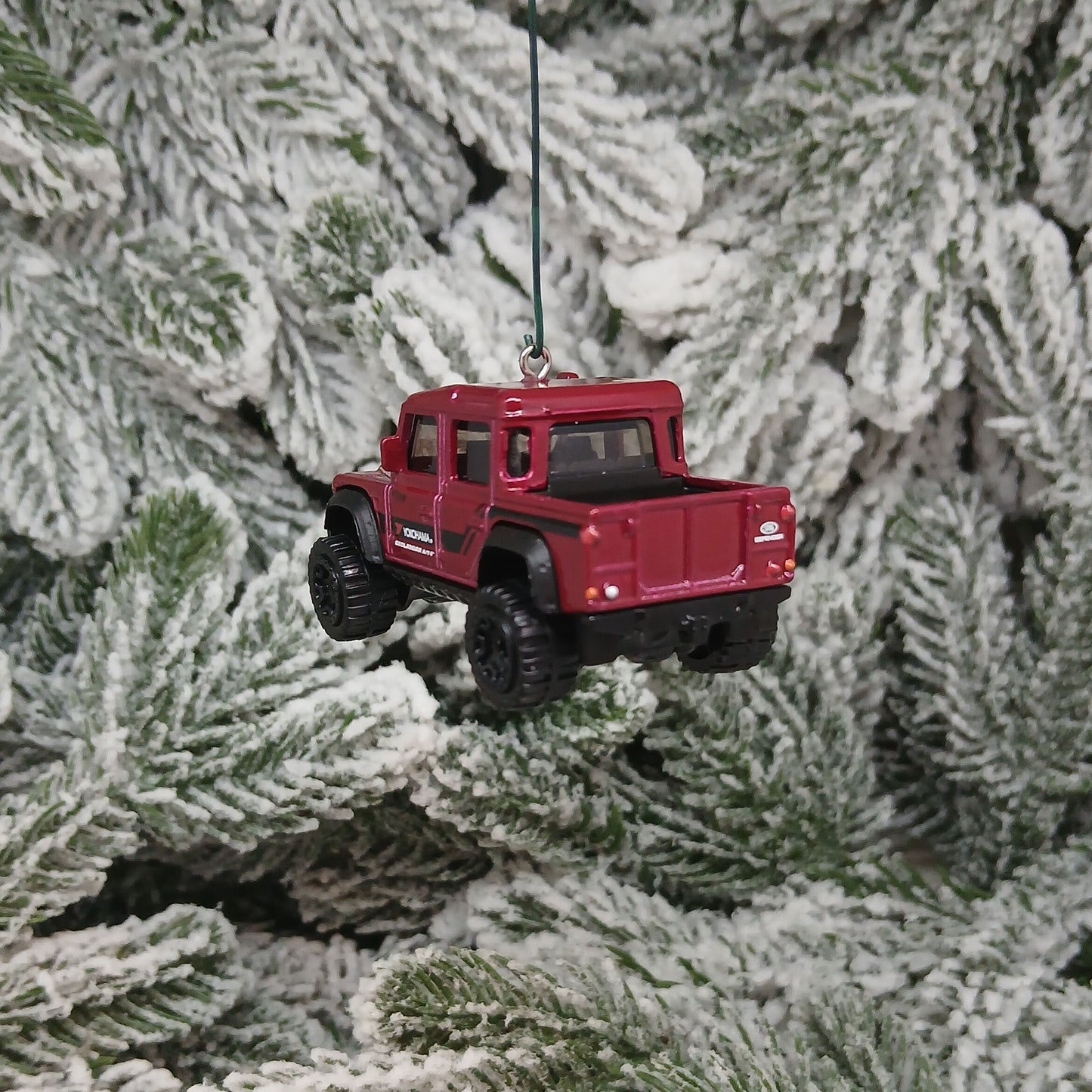 LAND ROVER Defender Ornament Christmas Tree Decoration Unique Xmas Gift Double Cab 4x4 SUV Red