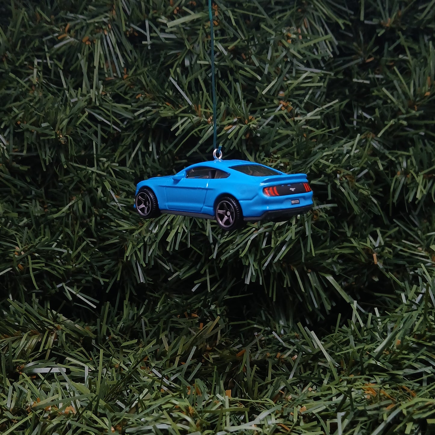 Ford 2019 Mustang Christmas Ornament Unique Gift Xmas Tree Decoration Grabber Blue