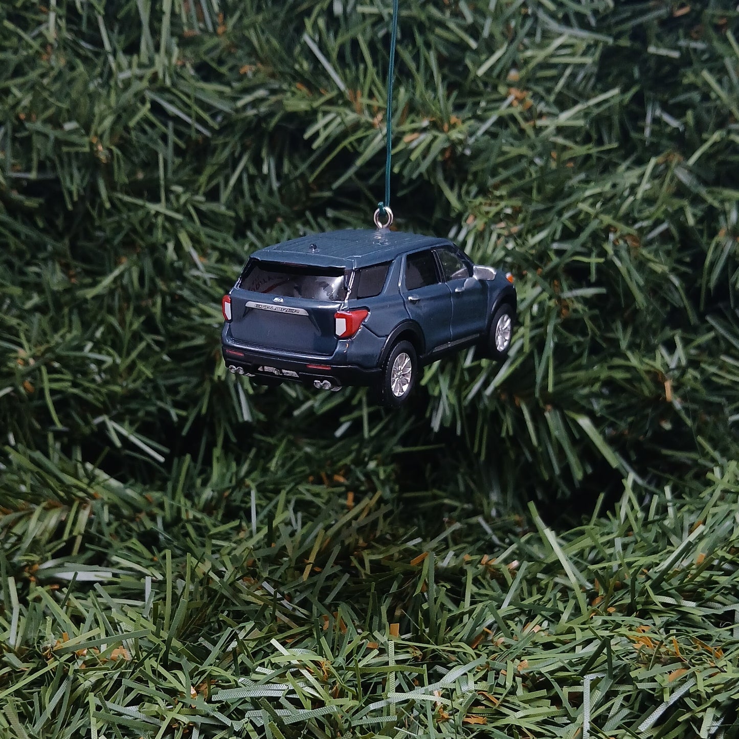 FORD EXPLORER Ornament Christmas Decoration Unique Gift 2024 Stone Blue suv