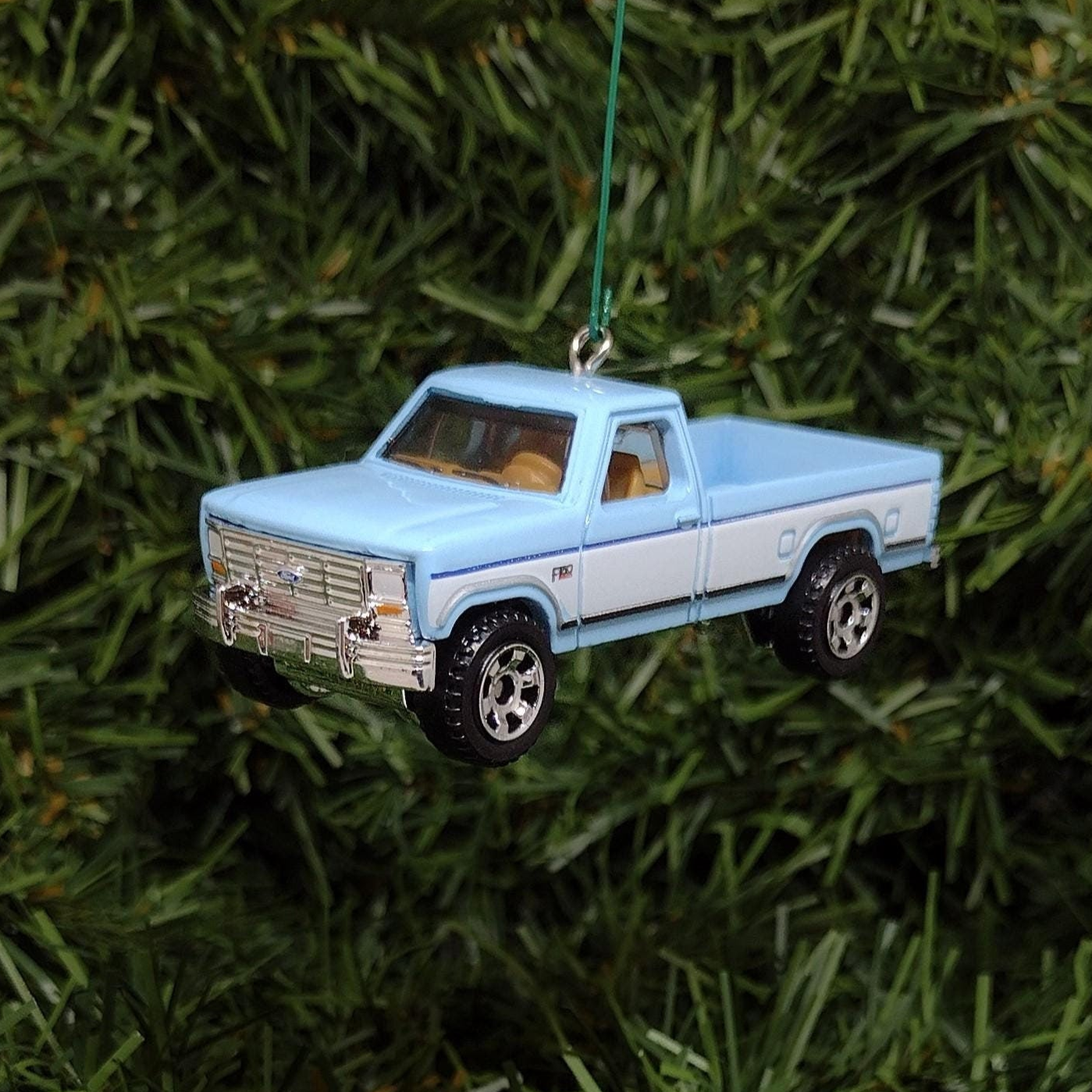 Ford F-150 Christmas Ornament 1986 F150 Pickup Truck Unique Gift Idea Xmas Tree Decoration 3 inch 1980 1981 1982 1983 1984 1985