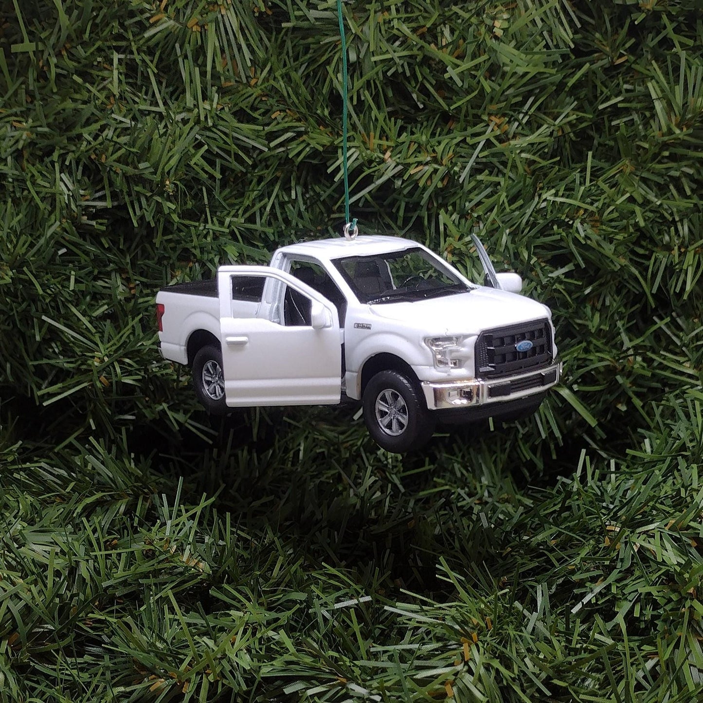 FORD F-150 Truck Ornament Christmas Tree Decoration Fun Automotive Xmas Gift Idea 5 inch 2015-2020 White Red Blue