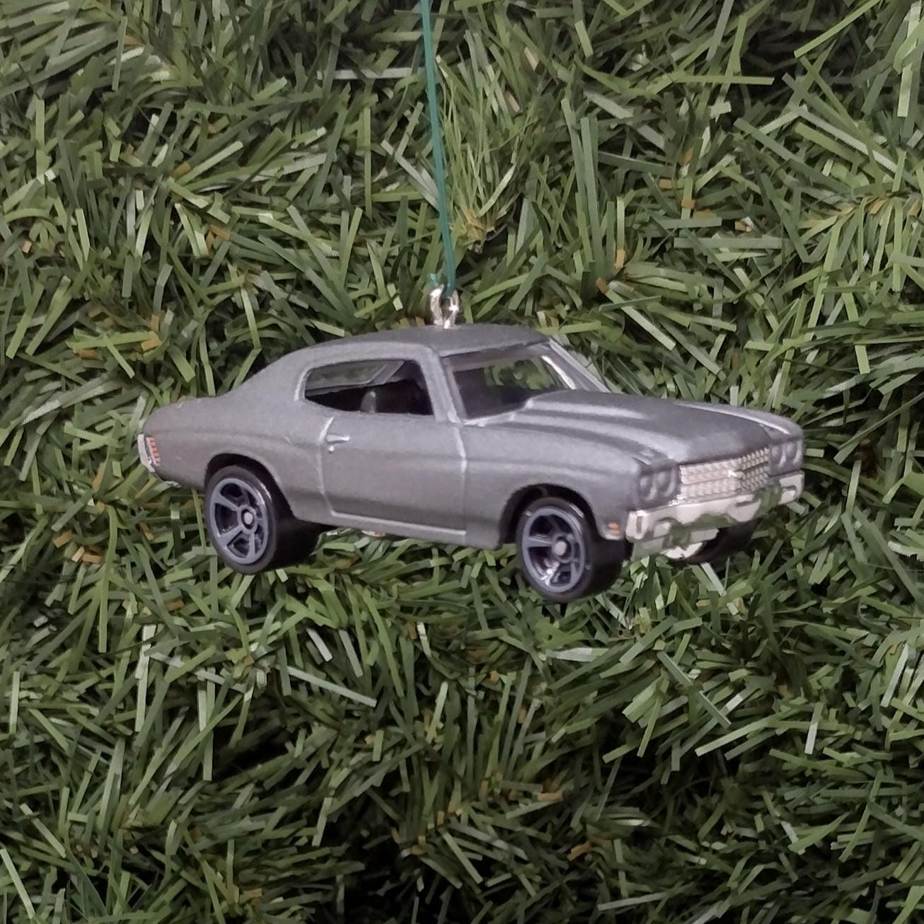 Chevy Chevelle SS 1970 Ornament Christmas Tree Decoration Fun Gift For Car Enthusiast Chevrolet Unique Xmas Gift Idea Flat Gray