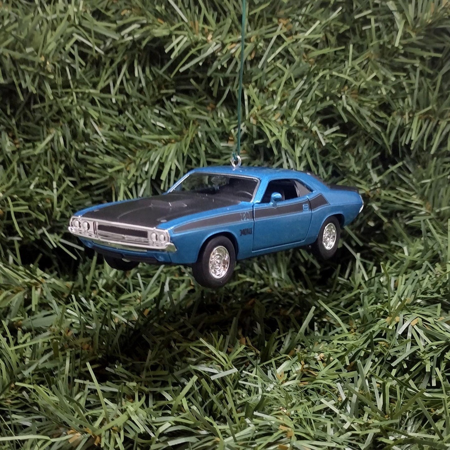 DODGE Challenger Ornament 1970 340 Six Pack Christmas Gift Unique Xmas Tree Decoration Blue