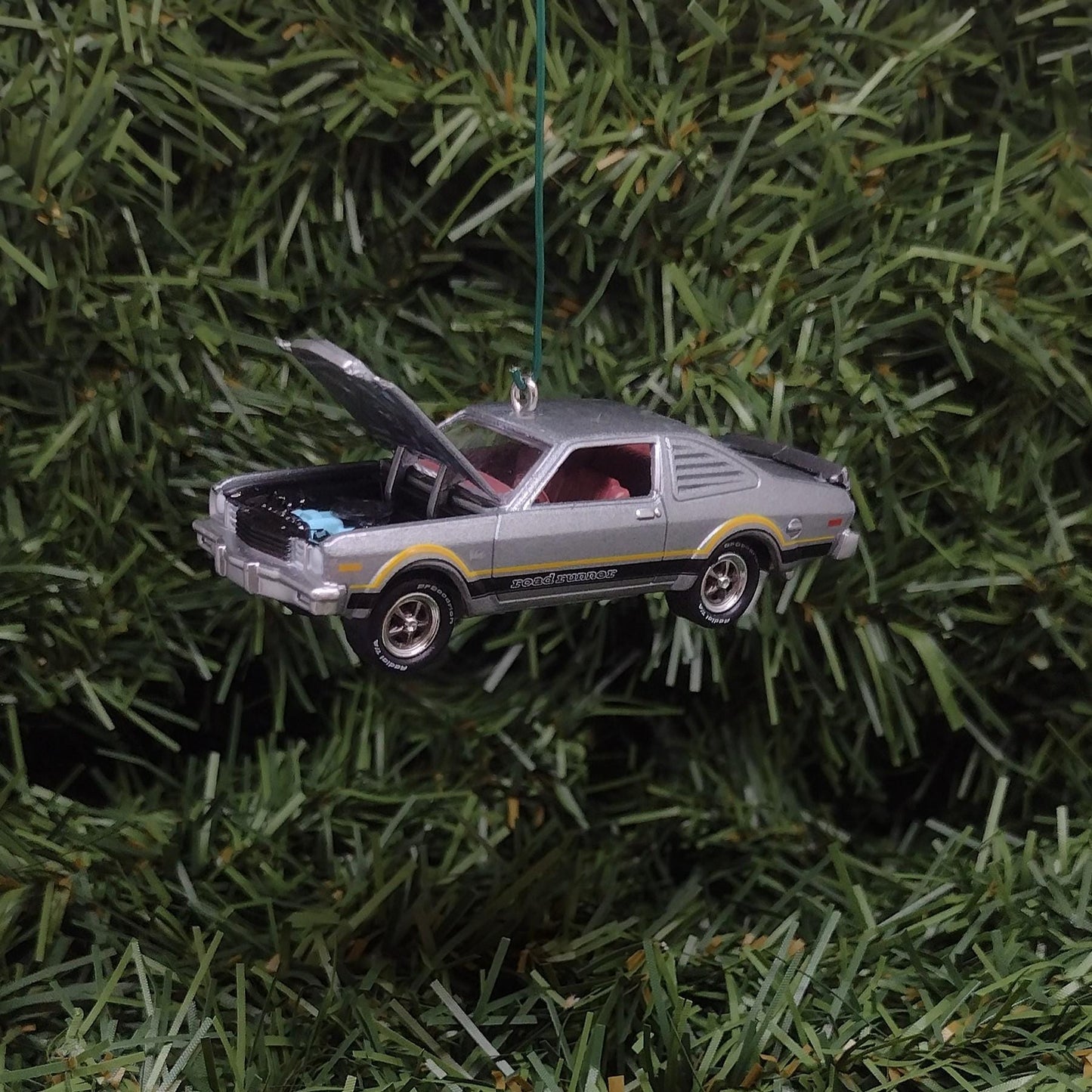 Plymouth 1976 Volare Road Runner Ornament Mopar Christmas Tree Decoration