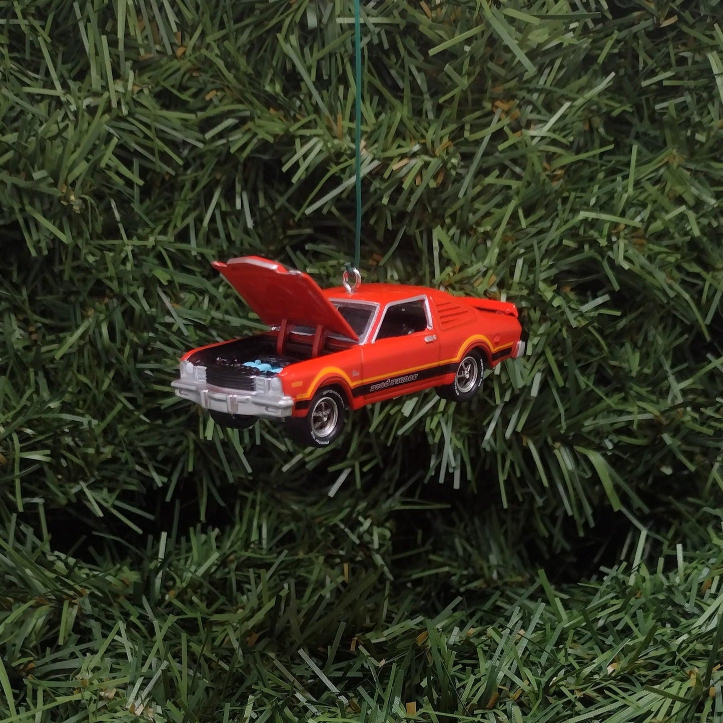 Plymouth 1976 Volare Road Runner Ornament Mopar Christmas Tree Decoration