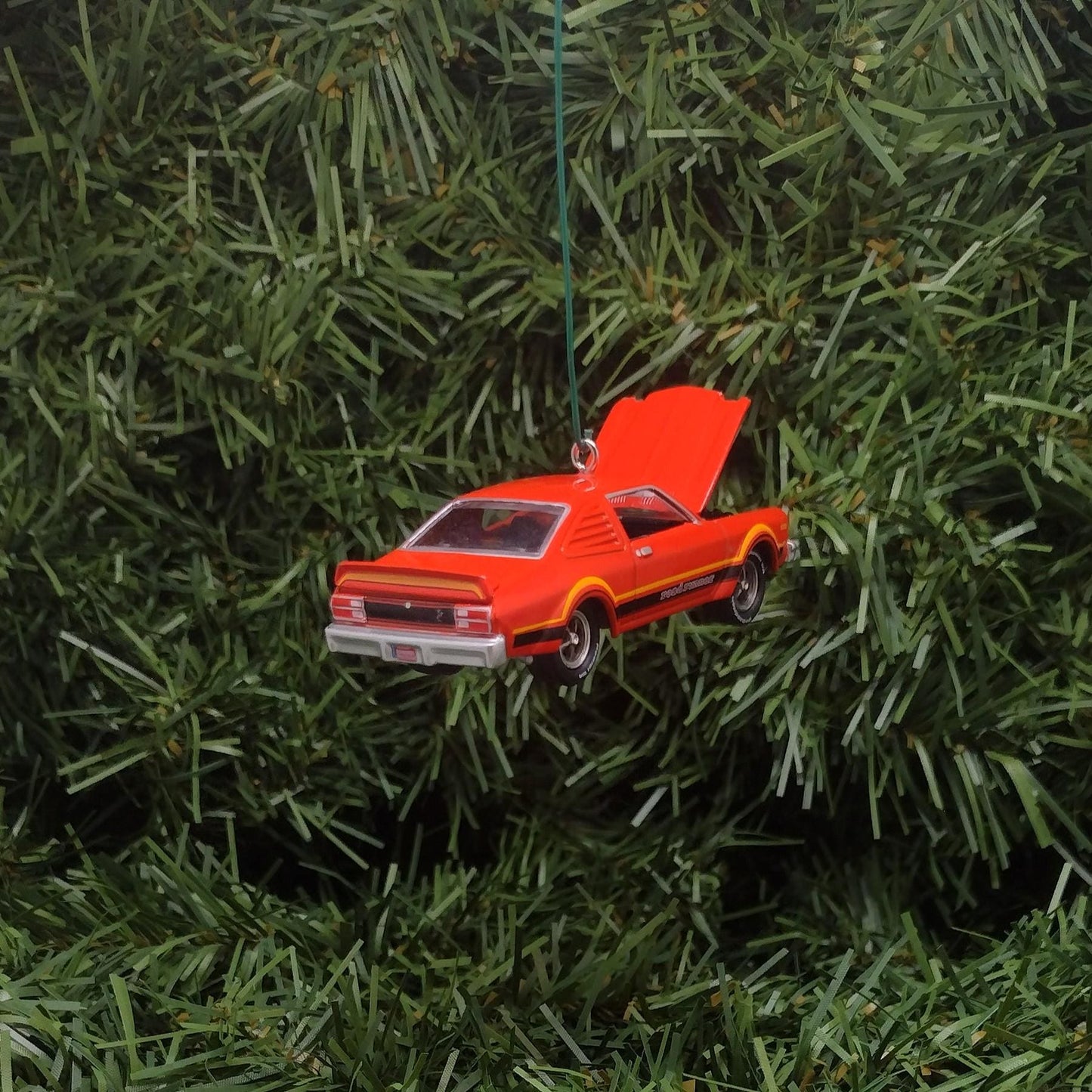 Plymouth 1976 Volare Road Runner Ornament Mopar Christmas Tree Decoration