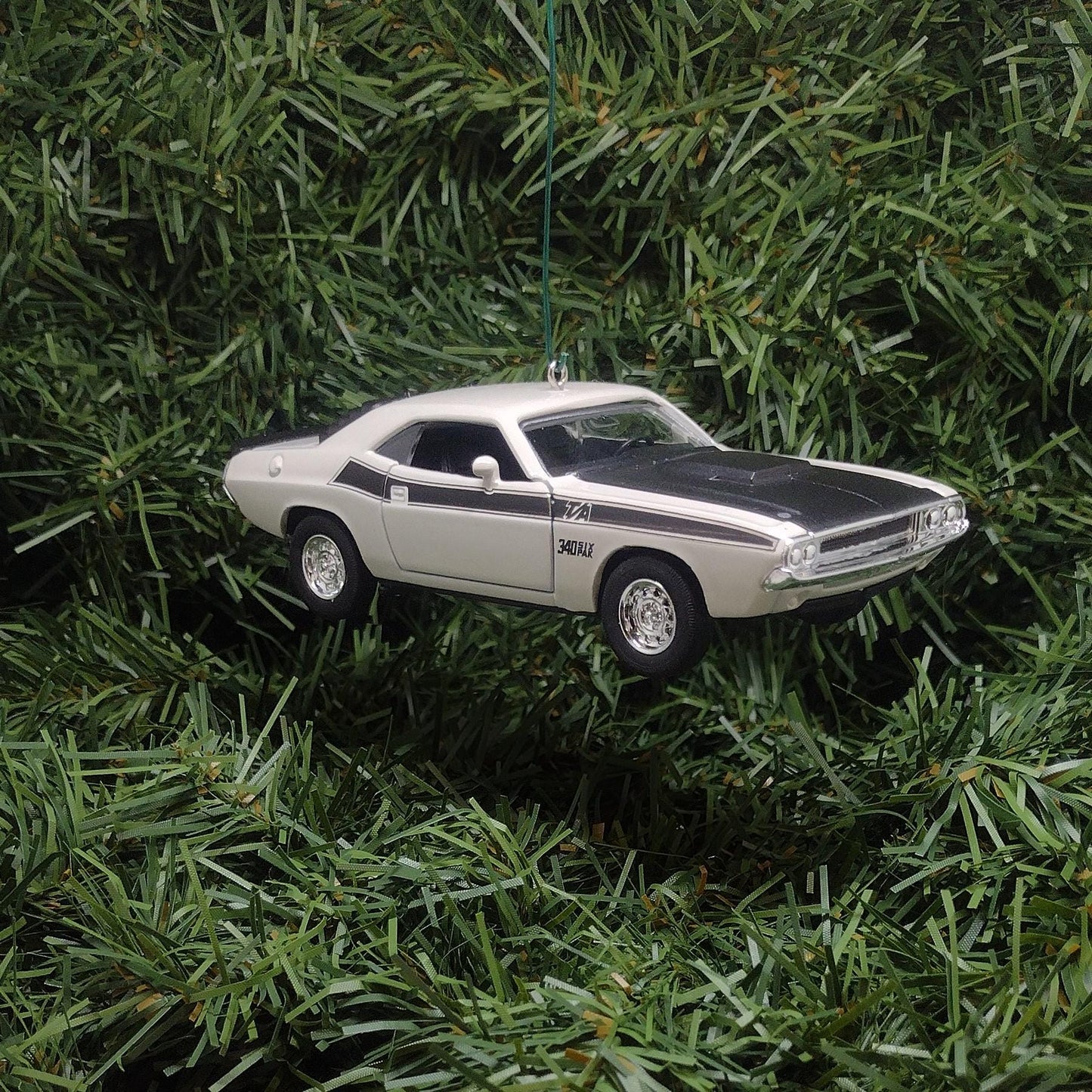 DODGE Challenger Ornament 1970 340 Six Pack Christmas Gift Unique Xmas Tree Decoration White