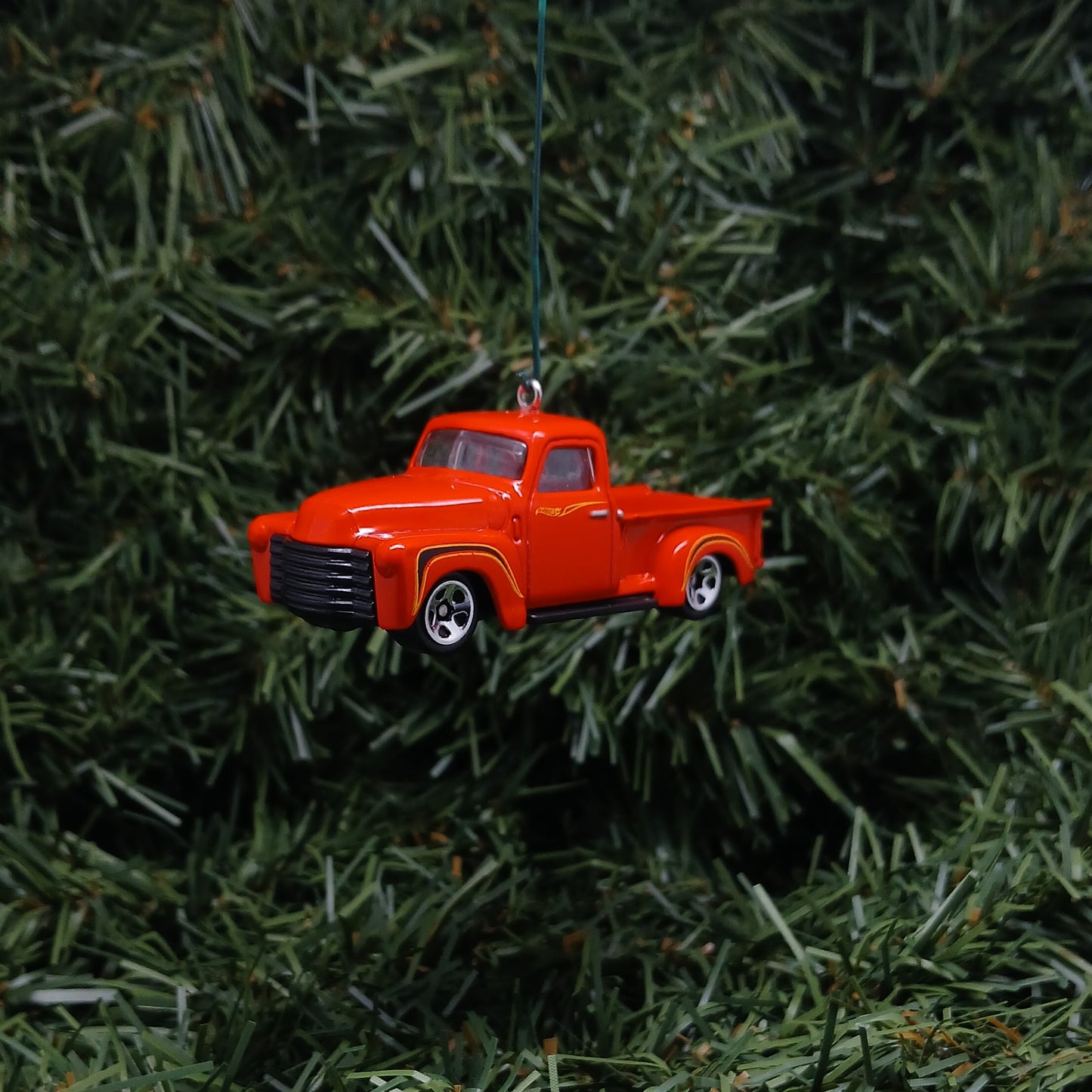 Chevy 1952 Truck Ornament Christmas Gift Xmas Tree Decoration Chevrolet Pickup Red White
