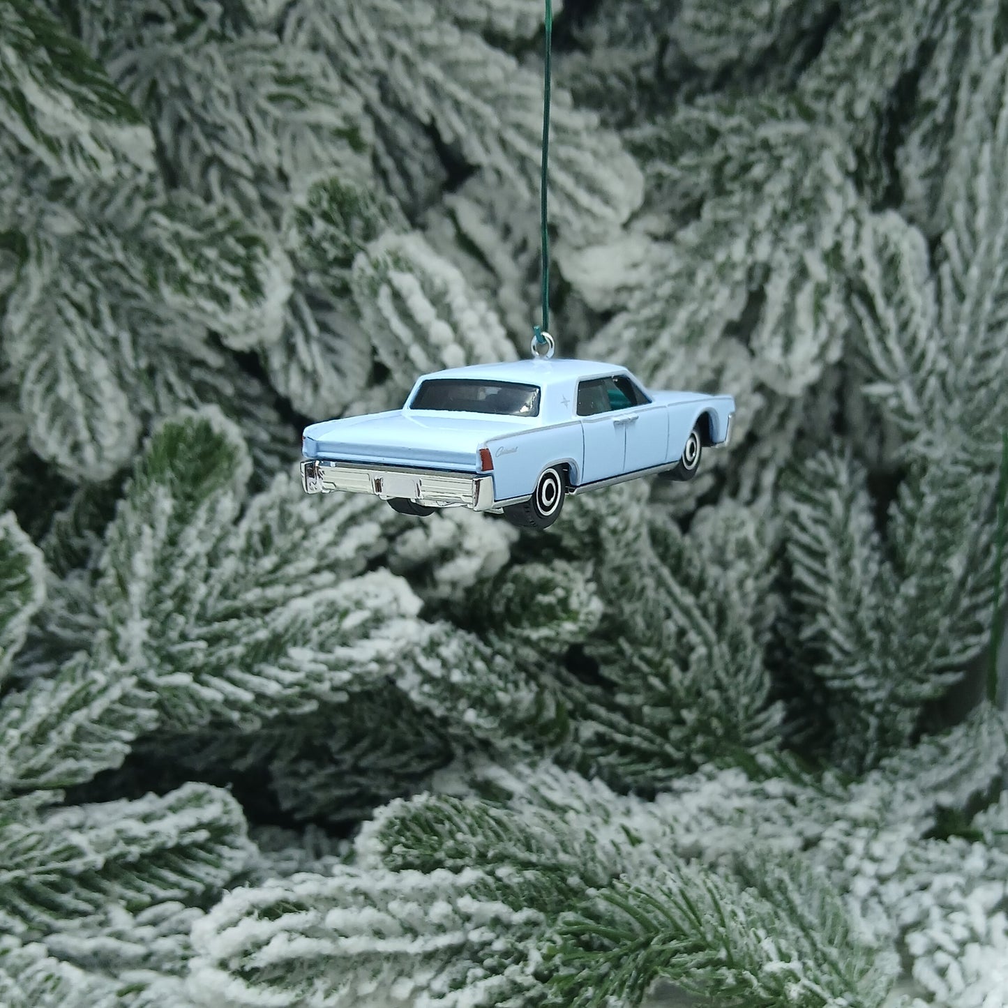 LINCOLN CONTINENTAL 1964 Christmas Tree Decoration Xmas Gift White Blue 1961-1969 (Copy)