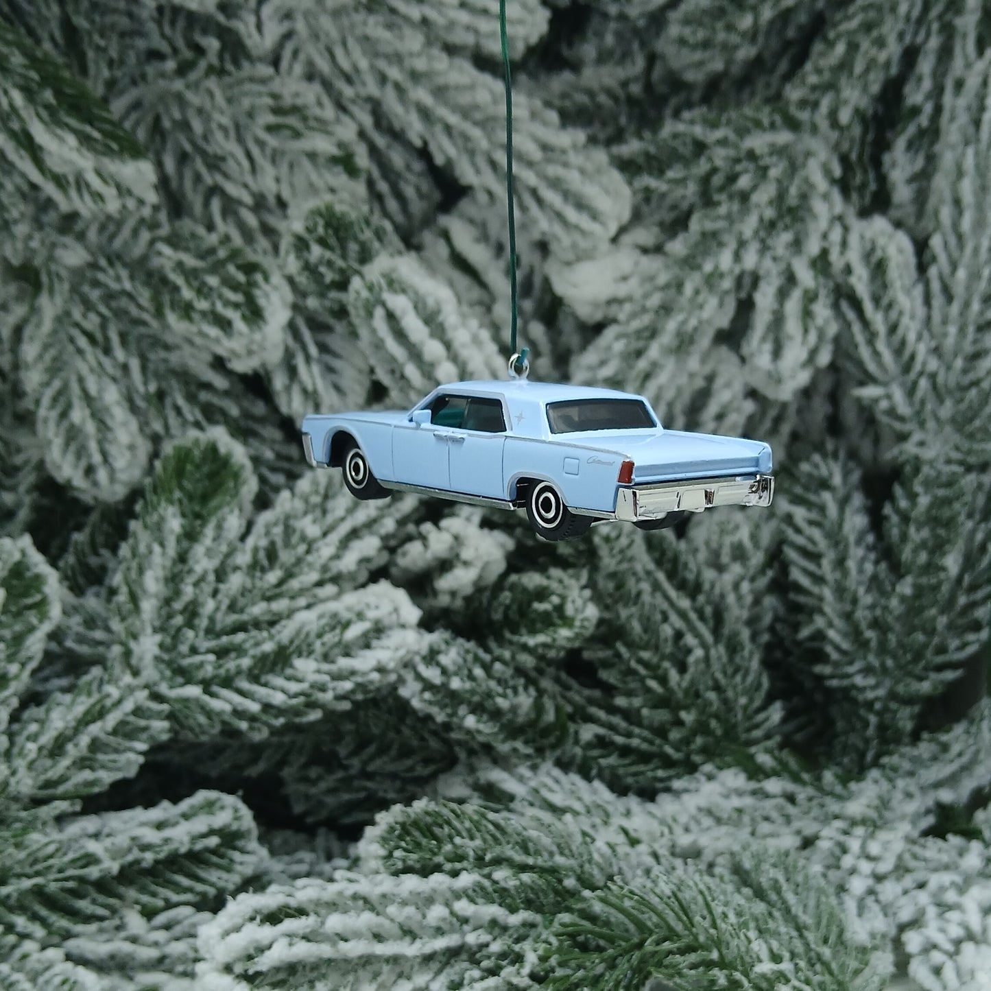 LINCOLN CONTINENTAL 1964 Christmas Tree Decoration Xmas Gift White Blue 1961-1969 (Copy)