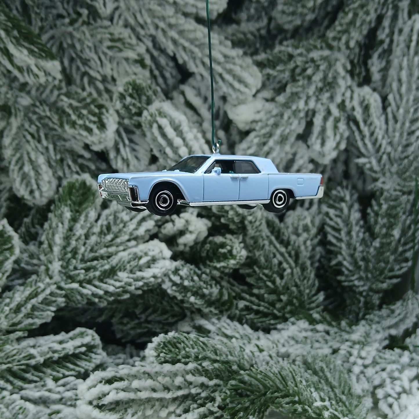 LINCOLN CONTINENTAL 1964 Christmas Tree Decoration Xmas Gift White Blue 1961-1969 (Copy)