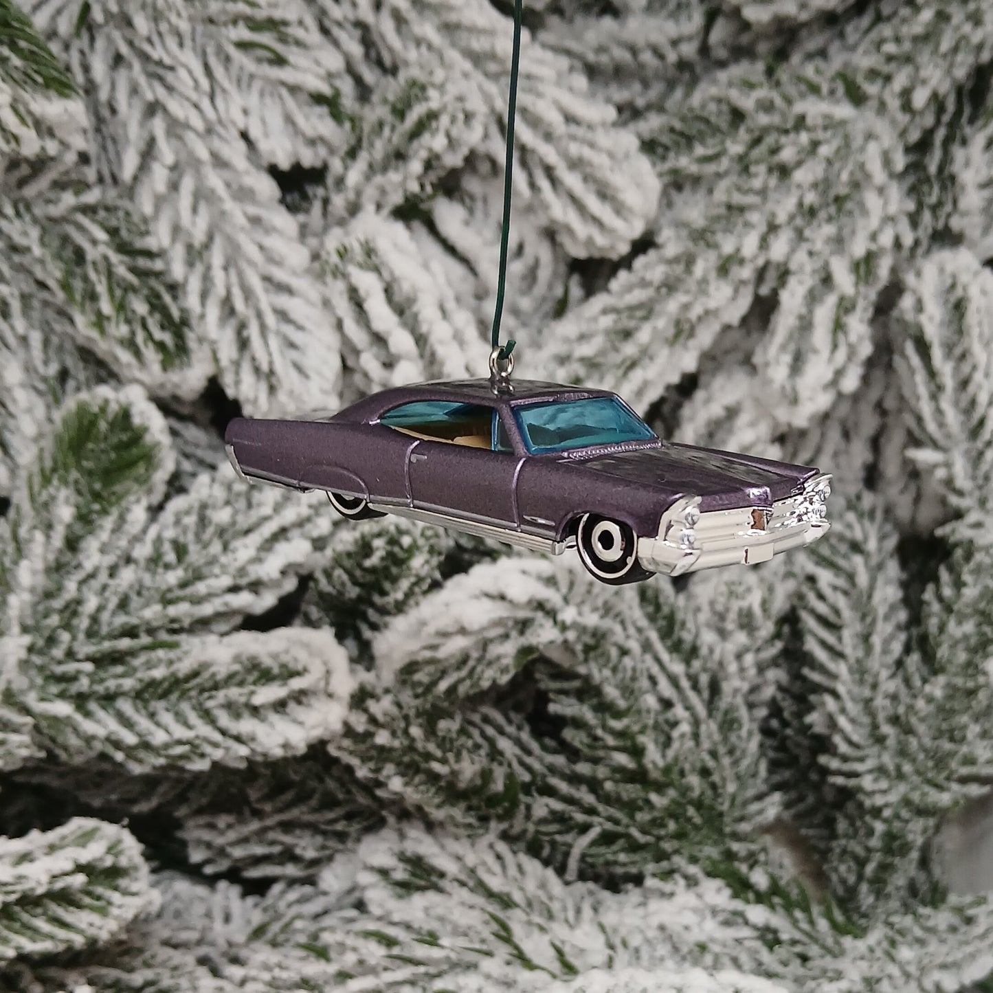 Pontiac 1965 Bonneville Ornament Christmas Gift Xmas Tree Decoration Classic Car Iris Mist