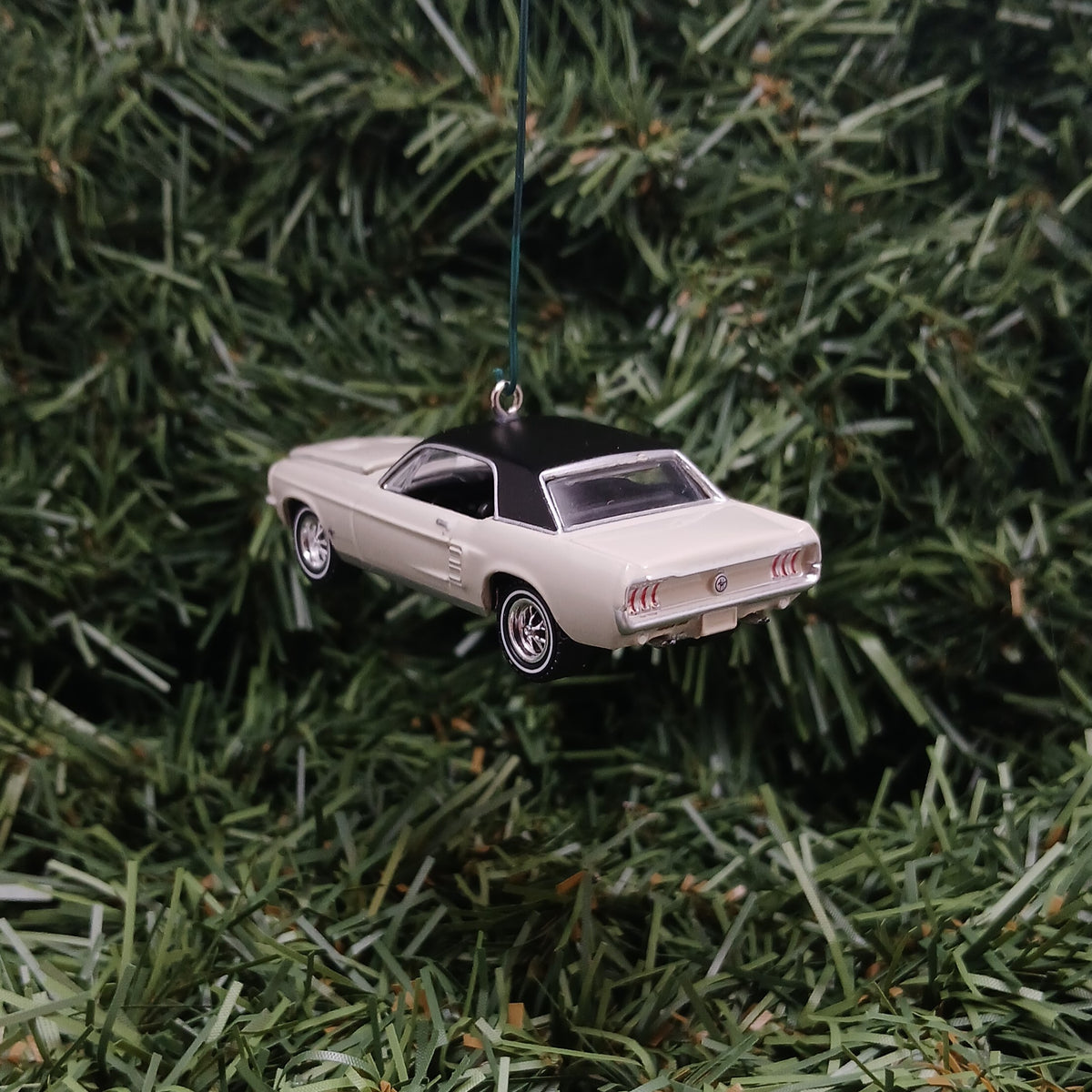 Ford 1967 Mustang Coupe Ornament Christmas Gift Xmas Tree Decoration Cream