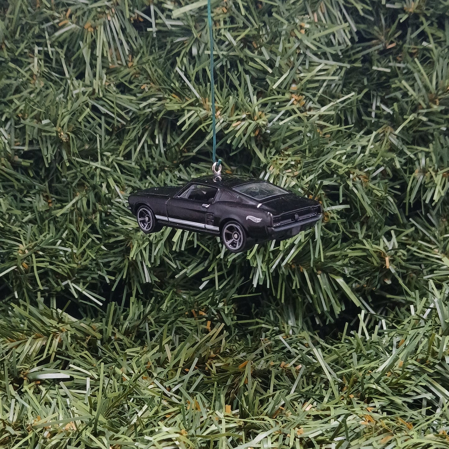 Ford 1967 Mustang Ornament Christmas Gift Unique Xmas Tree Decoration Green Black