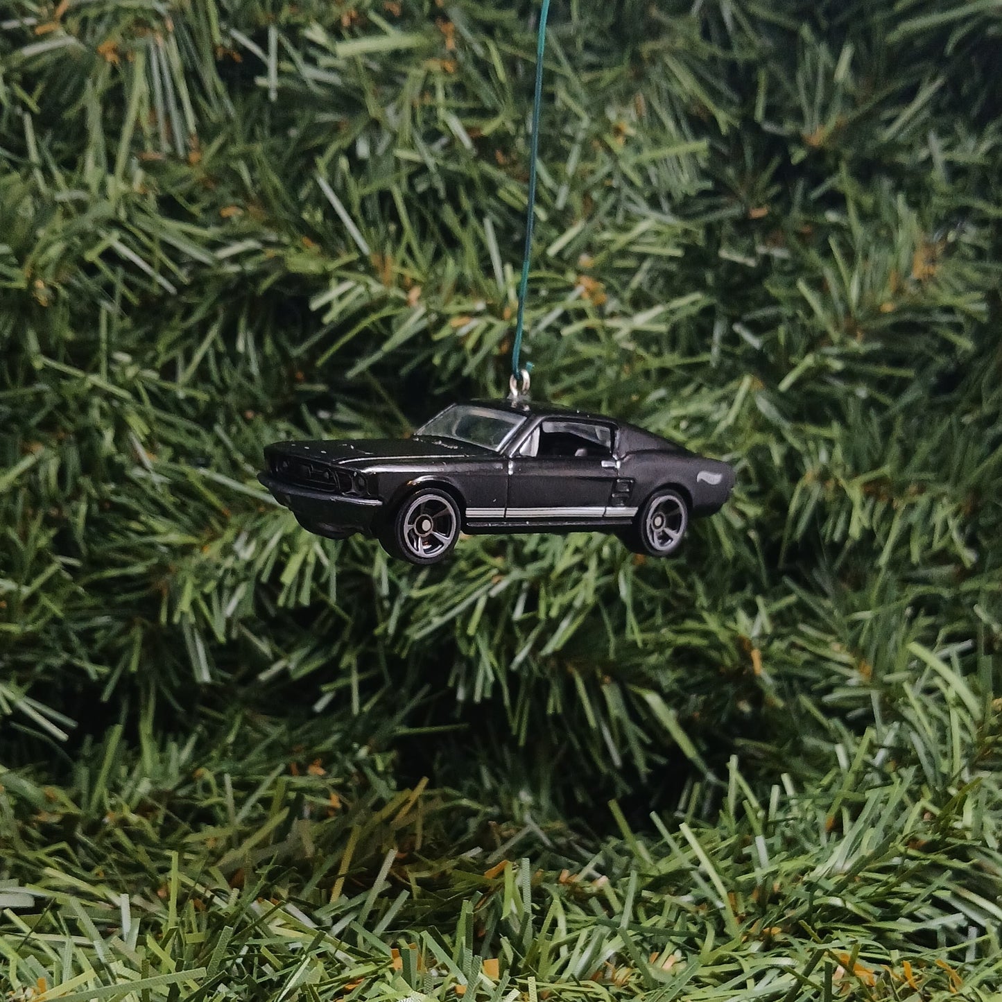 Ford 1967 Mustang Ornament Christmas Gift Unique Xmas Tree Decoration Green Black
