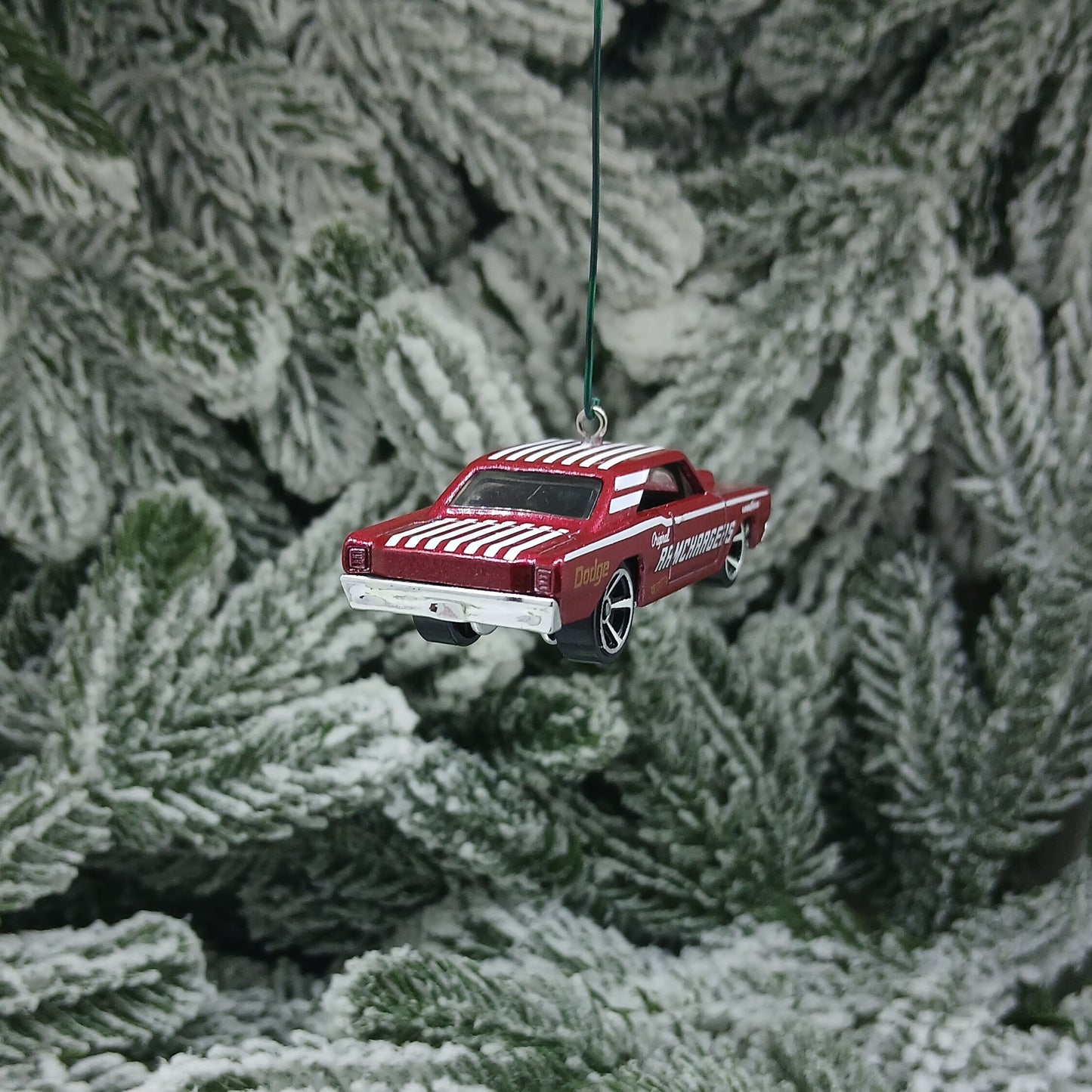DODGE 1968 Dart Ornament Christmas Gift Xmas Tree Decoration White Red