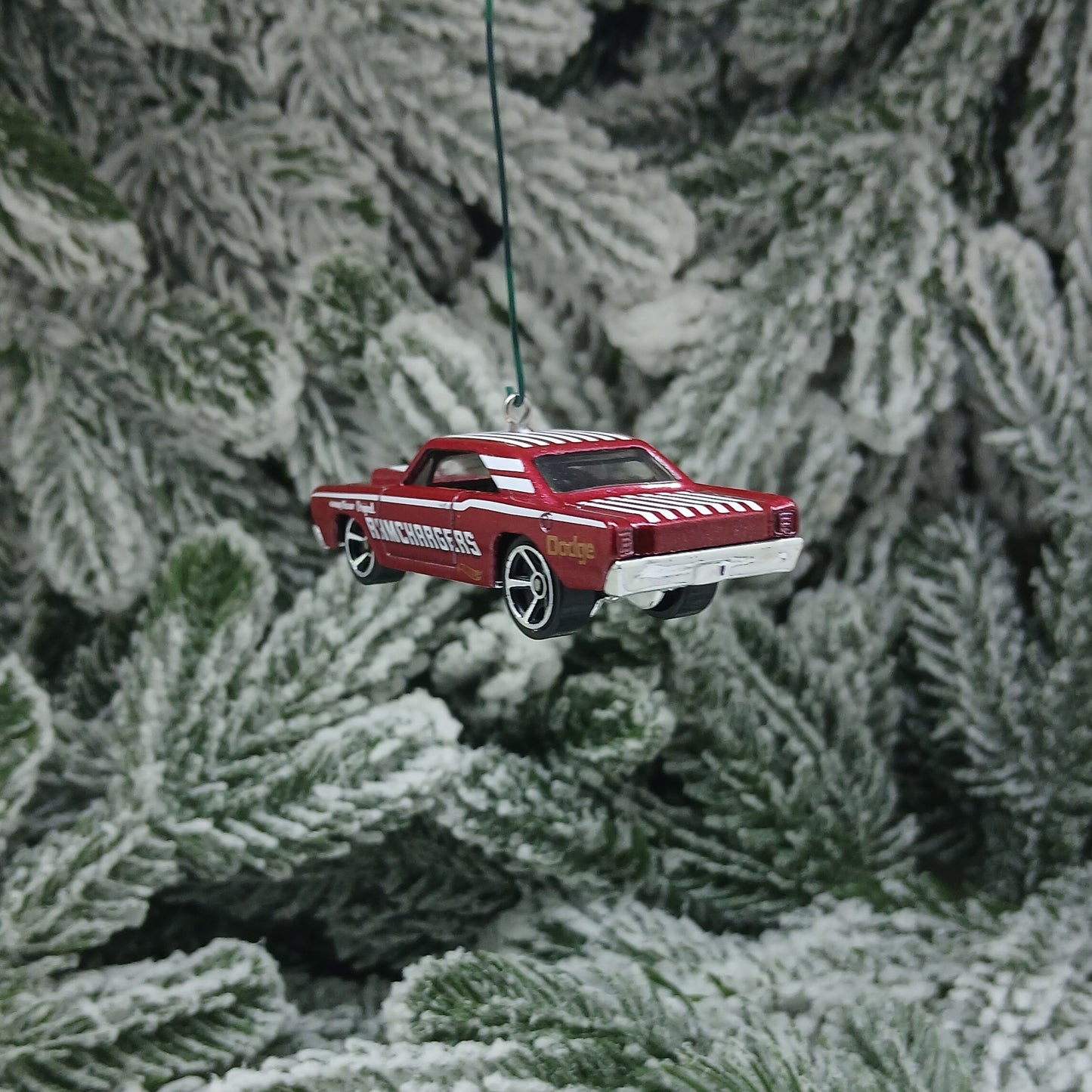 DODGE 1968 Dart Ornament Christmas Gift Xmas Tree Decoration White Red