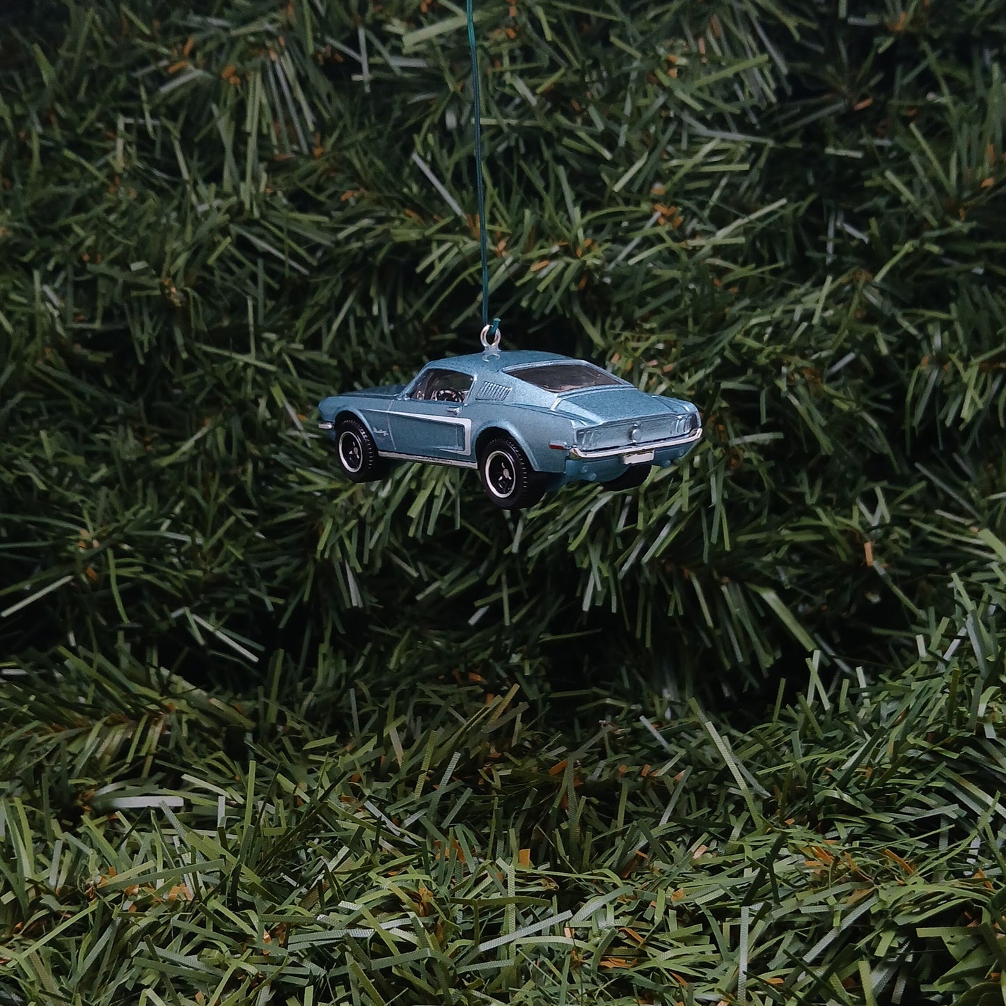 Ford Mustang 1968 Fastback Ornament Christmas Gift Unique Xmas Tree Decoration Blue Gold