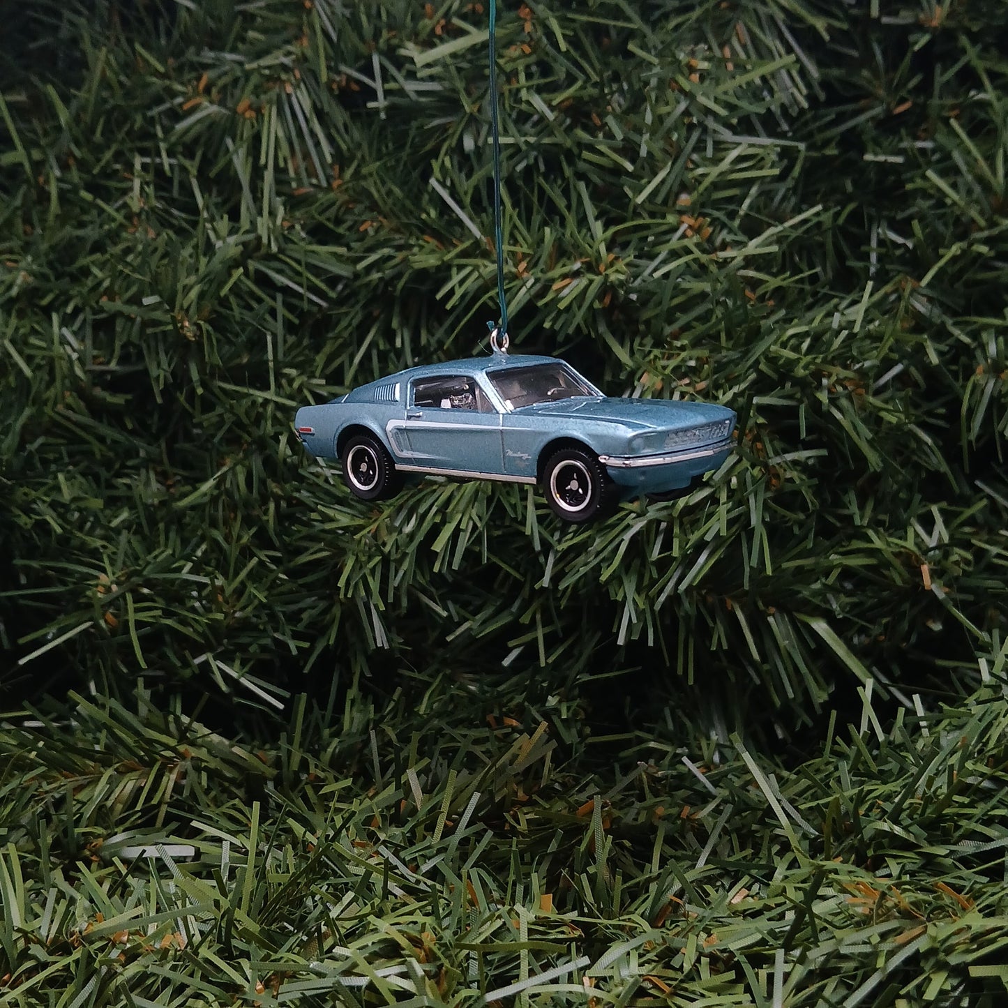 Ford Mustang 1968 Fastback Ornament Christmas Gift Unique Xmas Tree Decoration Blue Gold
