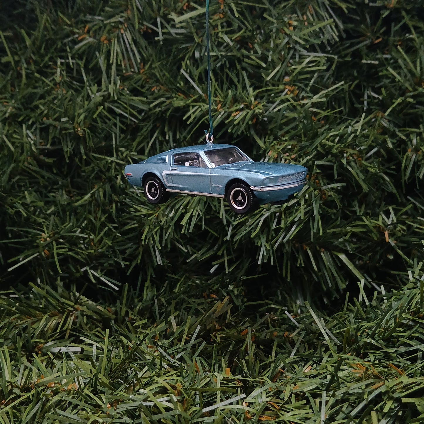 Ford Mustang 1968 Fastback Ornament Christmas Gift Unique Xmas Tree Decoration Blue Gold