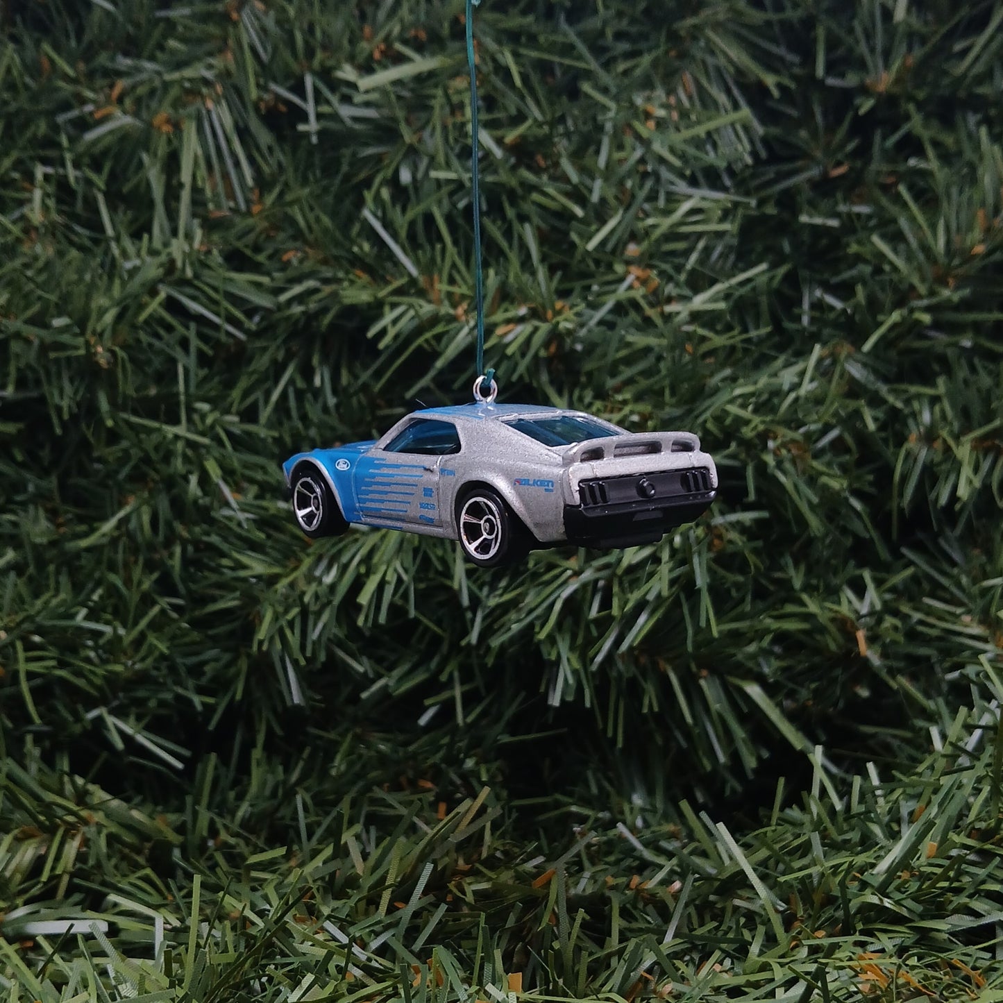 Ford 1969 Mustang Ornament Christmas Gift Xmas Tree Decoration