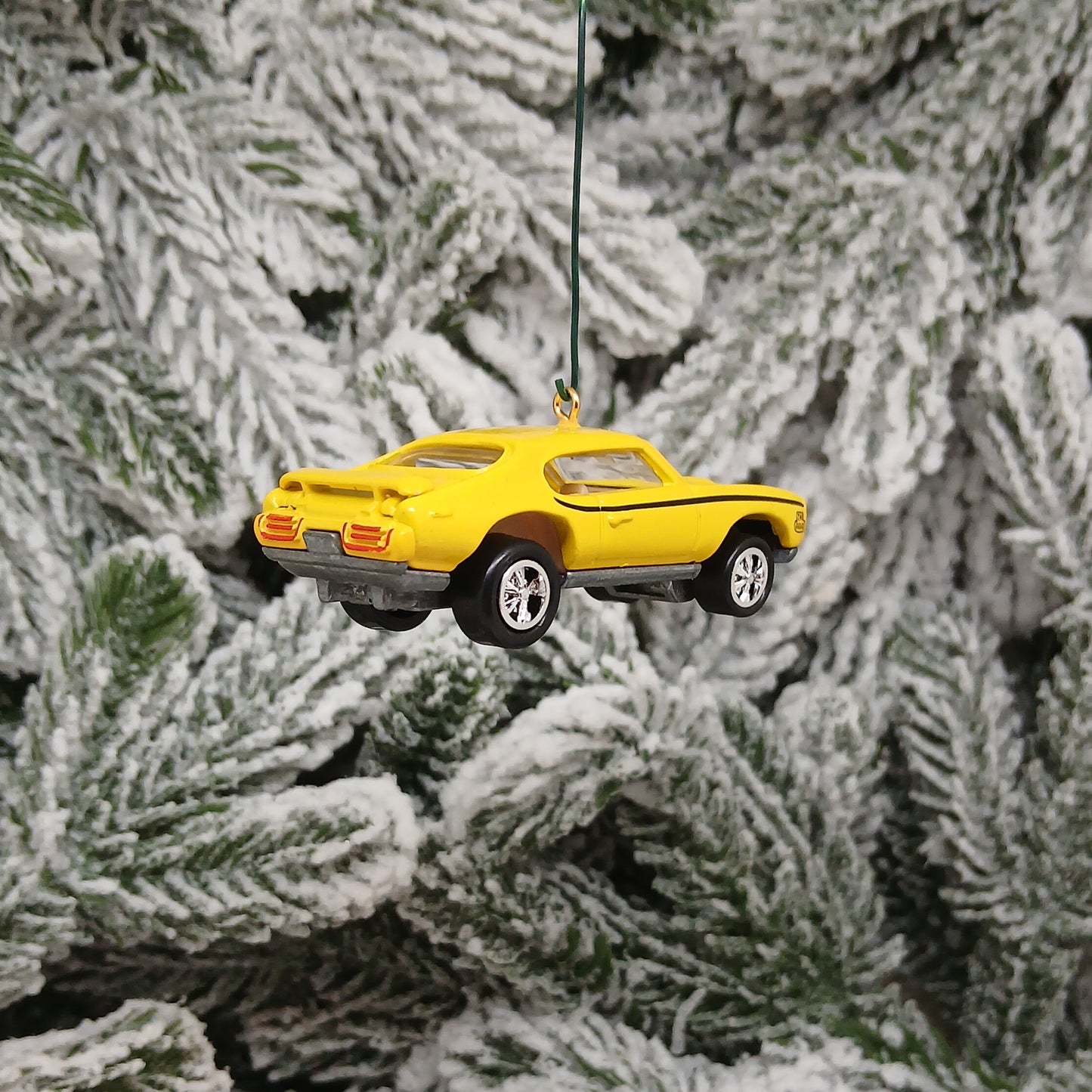 PONTIAC GTO JUDGE 1969 Ornament Christmas Tree Decoration Unique Gift Yellow