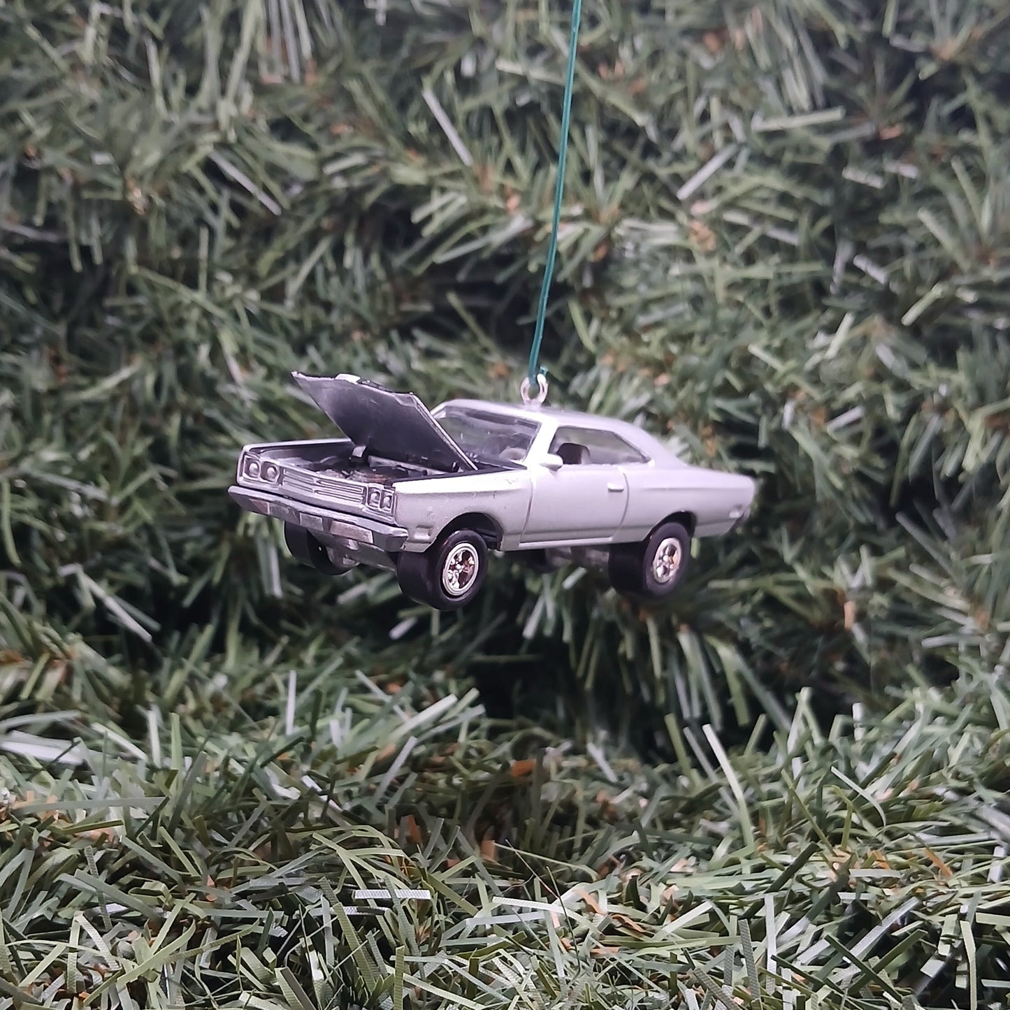 Plymouth Roadrunner Ornament 1969 Mopar Christmas Tree Decoration Gift Classic Car (Copy)