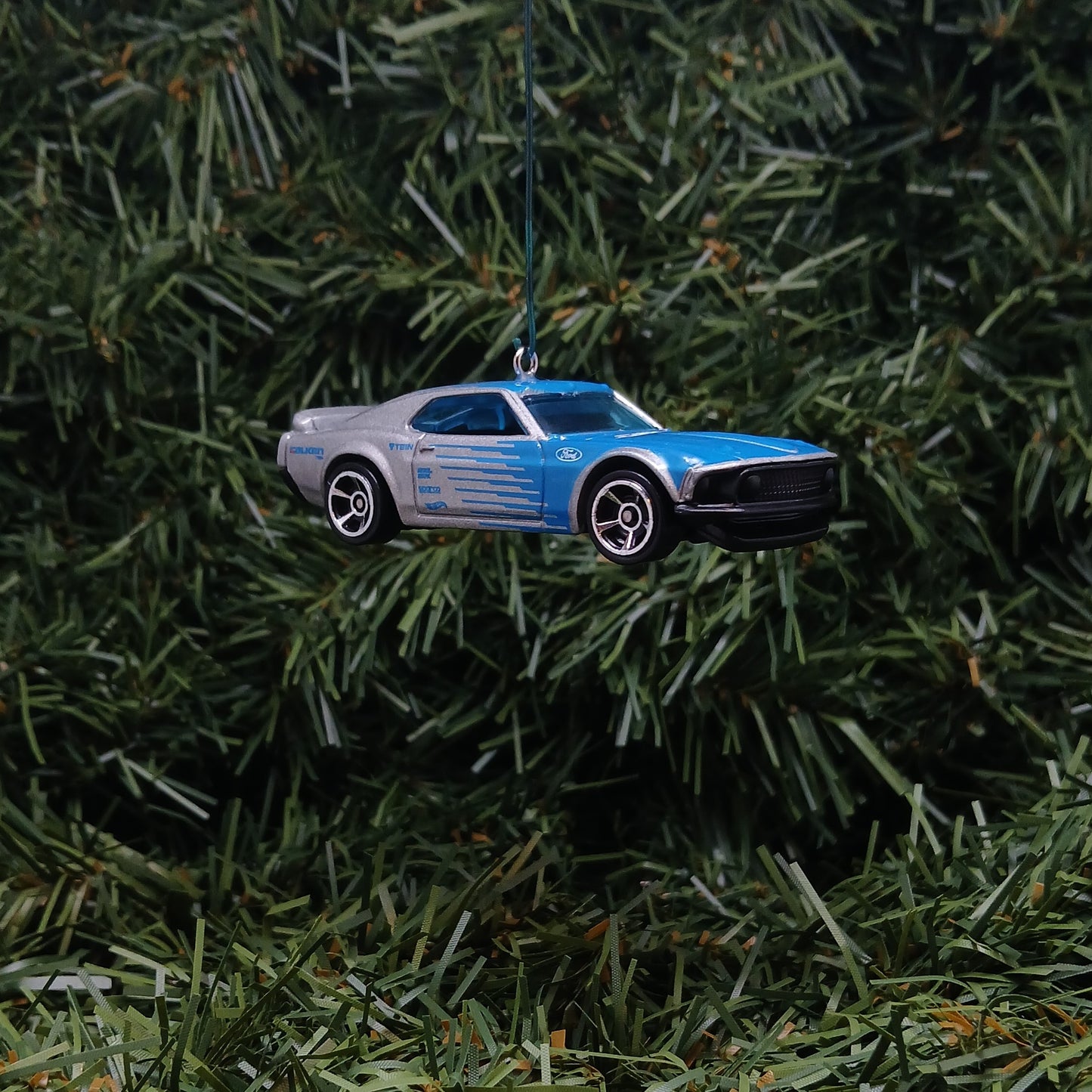 Ford 1969 Mustang Ornament Christmas Gift Xmas Tree Decoration