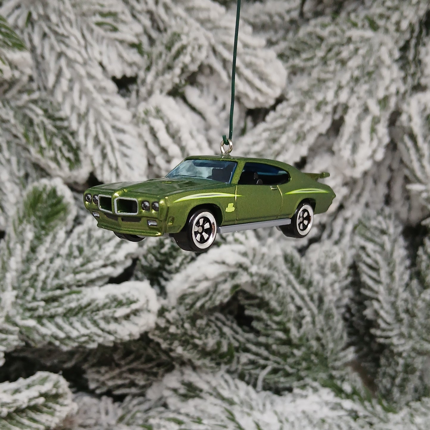 PONTIAC GTO 1970 Ornament Christmas Tree Decoration Unique Gift The Judge Green