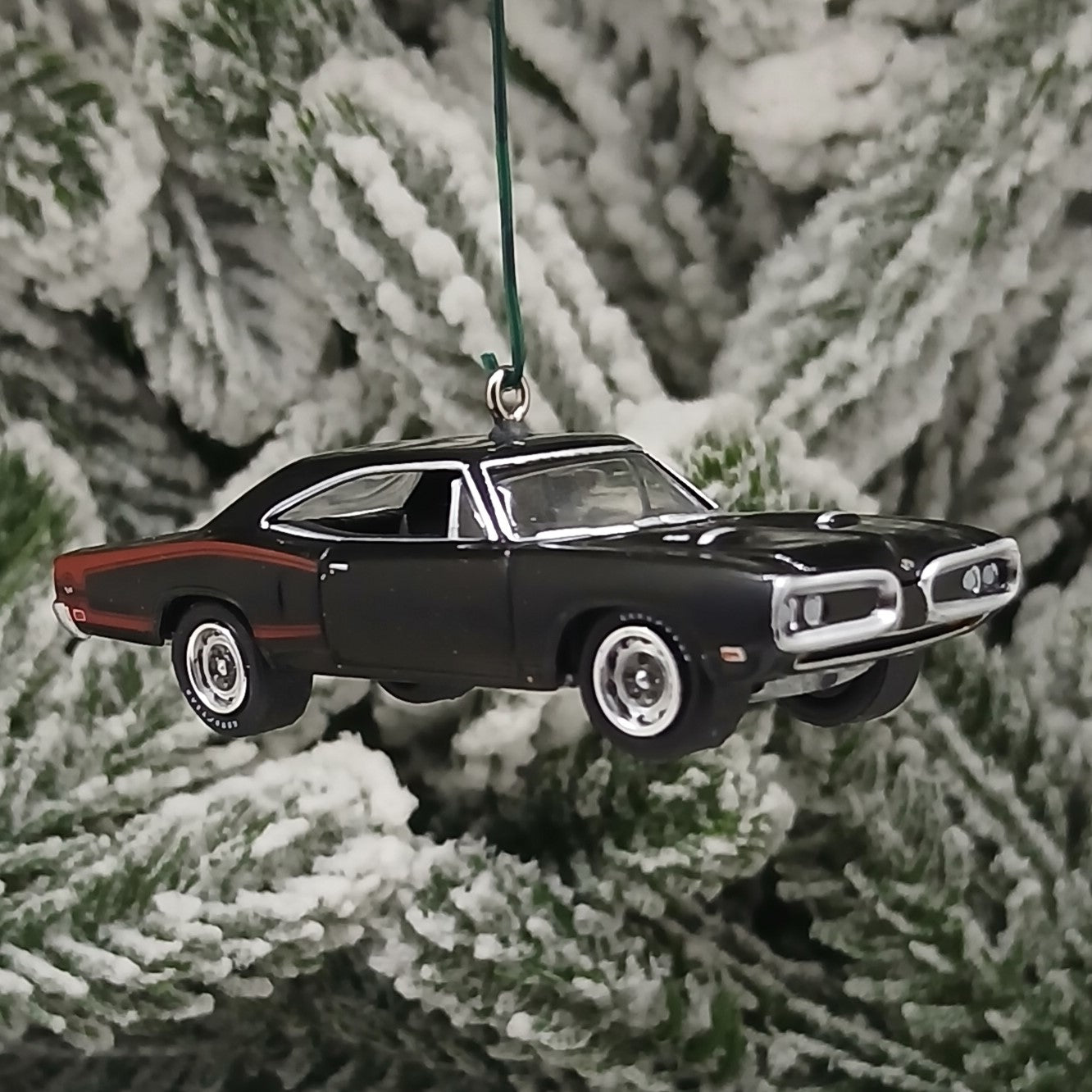 Dodge 1970 Super Bee Ornament Christmas Gift Mopar Coronet Black Hood Opens