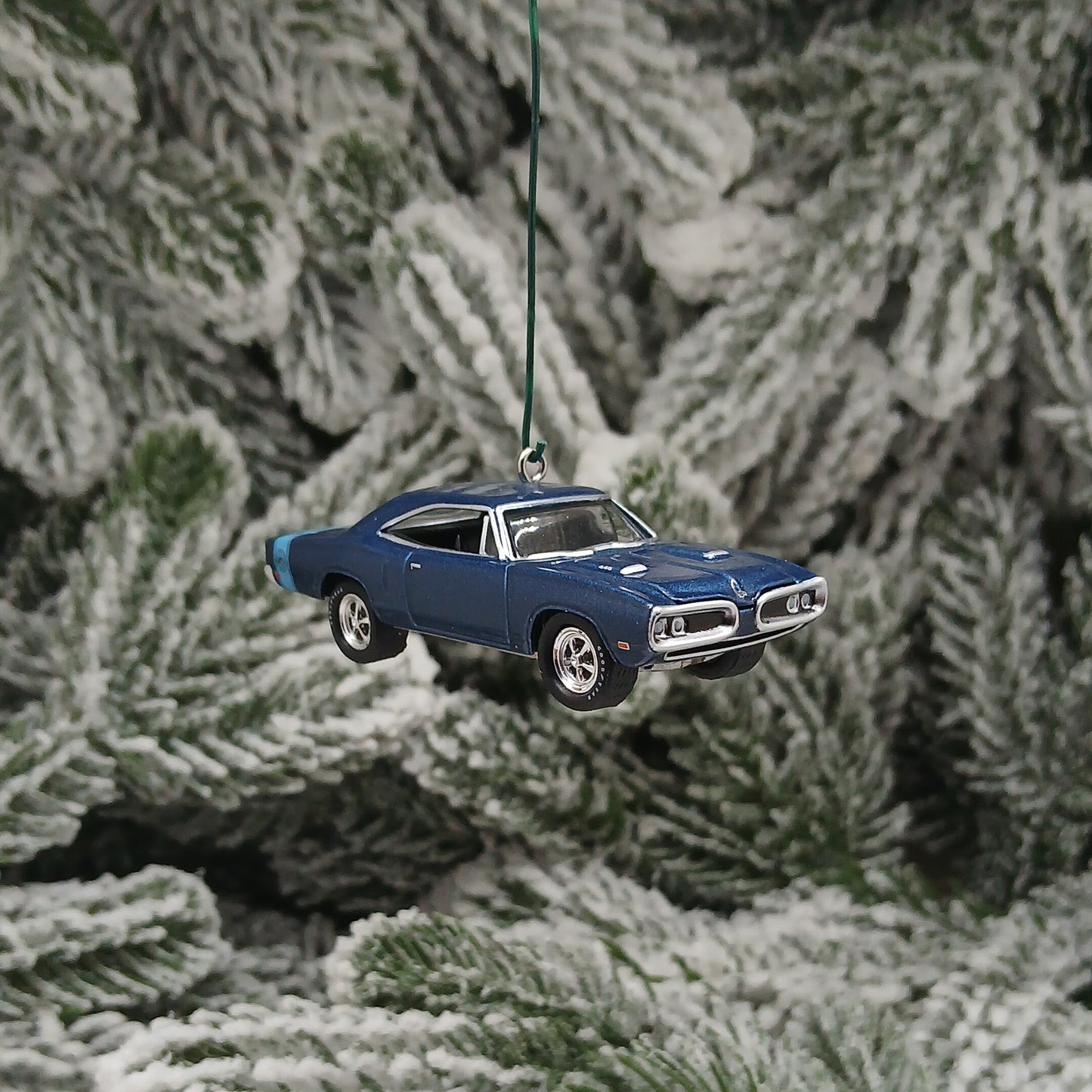 Dodge 1970 Super Bee Ornament Christmas Gift Mopar Coronet Blue Hood Opens