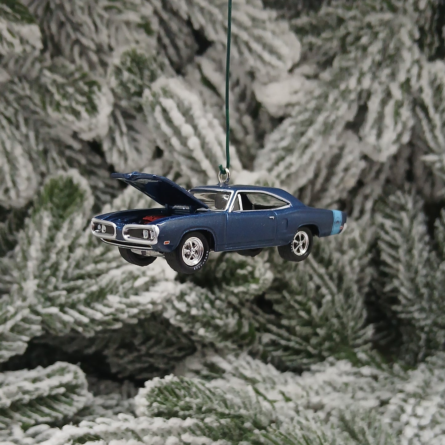 Dodge 1970 Super Bee Ornament Christmas Gift Mopar Coronet Blue Hood Opens