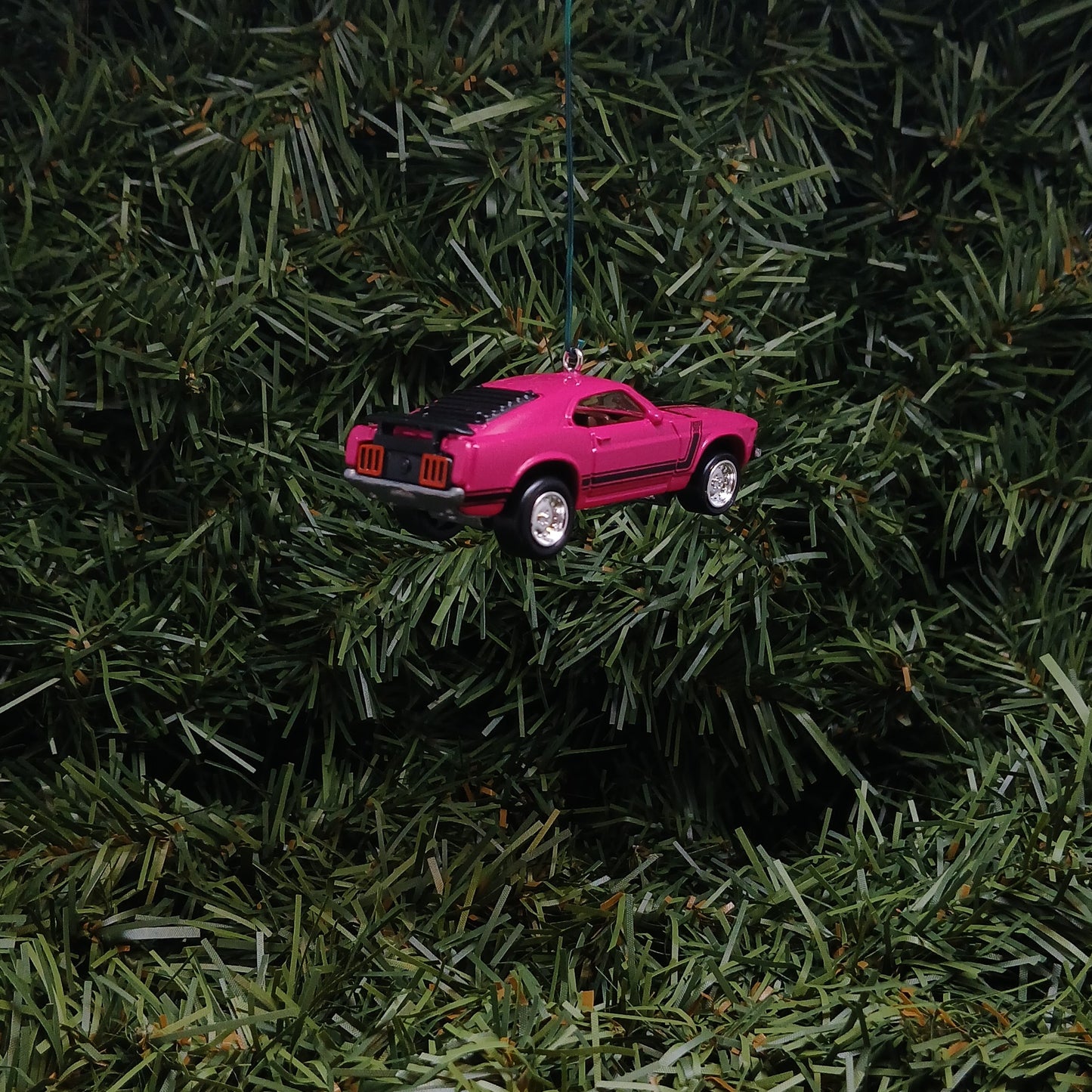 Ford 1970 Mustang Ornament Christmas Gift Boss 302 Xmas Tree Decoration Pink/Purple