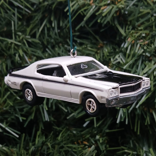 Buick GSX Ornament 1970 Muscle Car Christmas Decoration Fun Classic Car Gift White