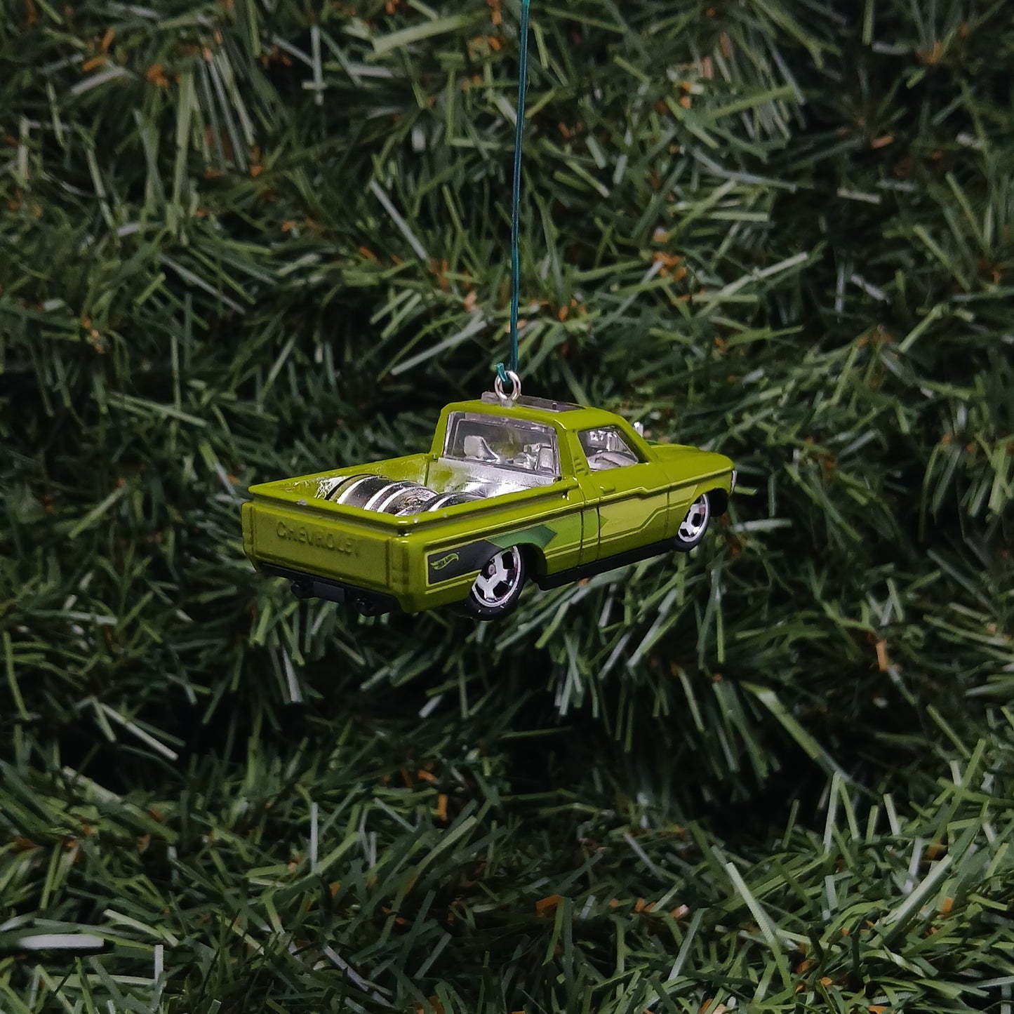 Chevy 1972 LUV Custom Truck Ornament Christmas Gift Xmas Tree Decoration Chevrolet Pickup Green White
