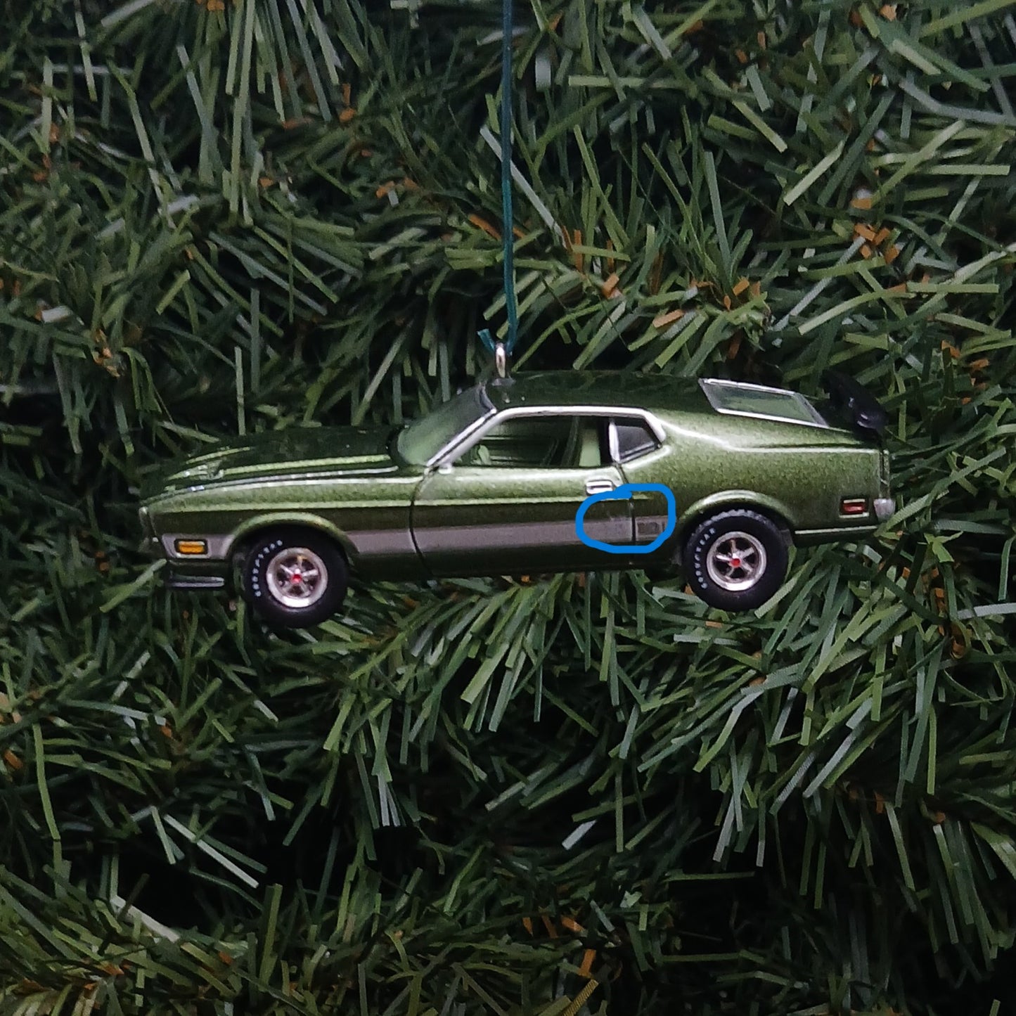 Ford 1973 Mustang Mach 1 Ornament Christmas Gift Xmas Tree Decoration Ivy Bronze Poly