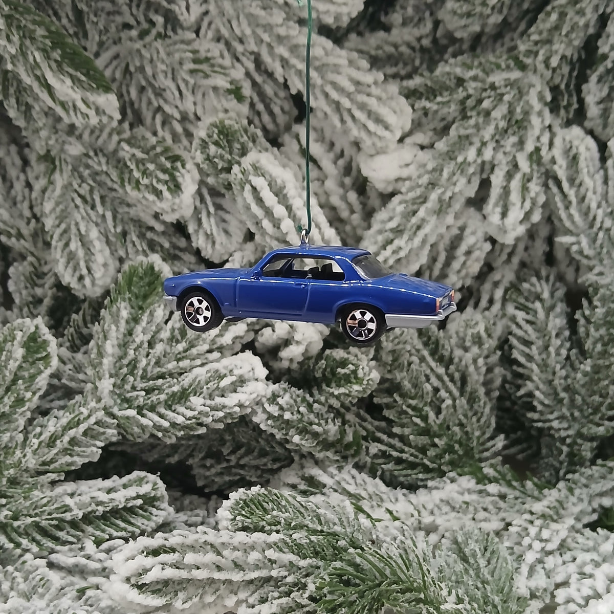 JAGUAR XJ6 1977 Ornament Christmas Gift Idea 1973-1979 Jag Series II Blue Maroon