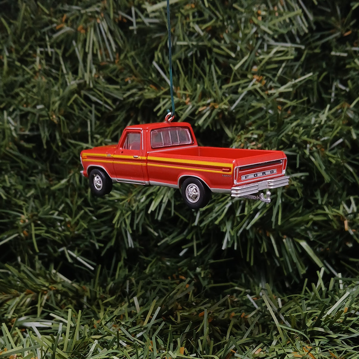 Ford F-150 Christmas Ornament 1978 F150 Ranger Truck Unique Gift Xmas Decoration Red