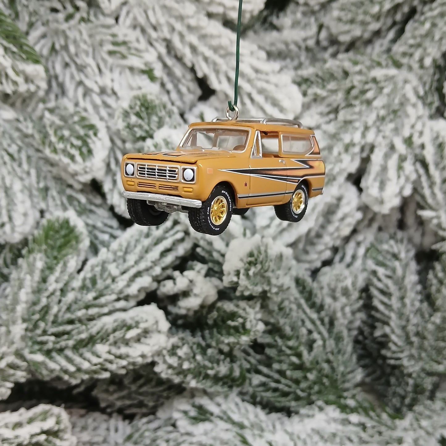 International 1979 Scout II Christmas Ornament Unique Gift Idea Xmas Tree Decoration Rallye Gold