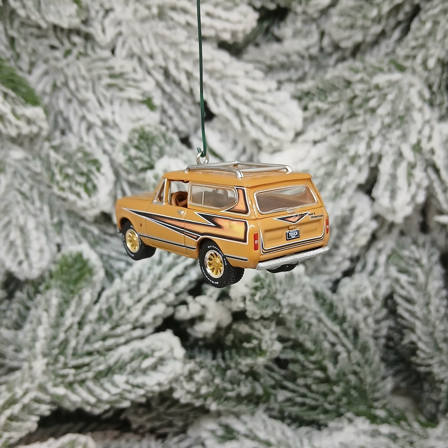 International 1979 Scout II Christmas Ornament Unique Gift Idea Xmas Tree Decoration Rallye Gold