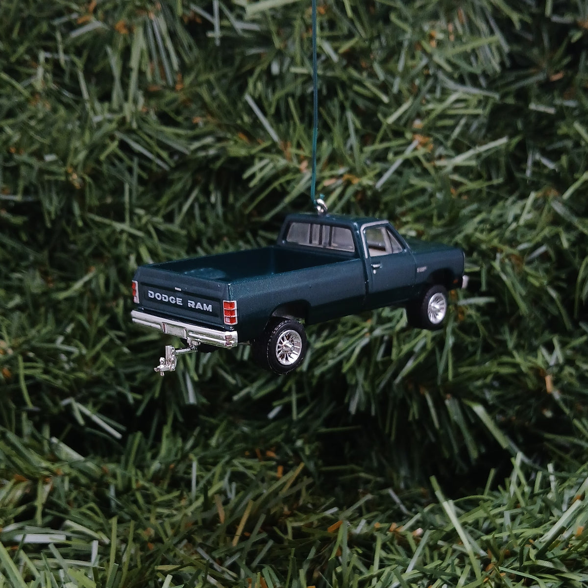 Dodge 1982 Ram Ornament W250 Power Wagon Christmas Gift Xmas Tree Decoration Green