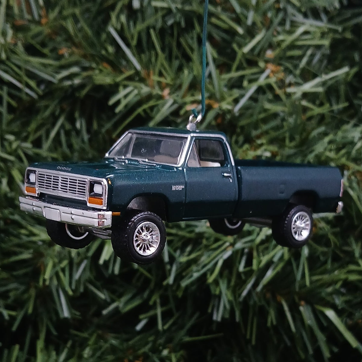 Dodge 1982 Ram Ornament W250 Power Wagon Christmas Gift Xmas Tree Decoration Green