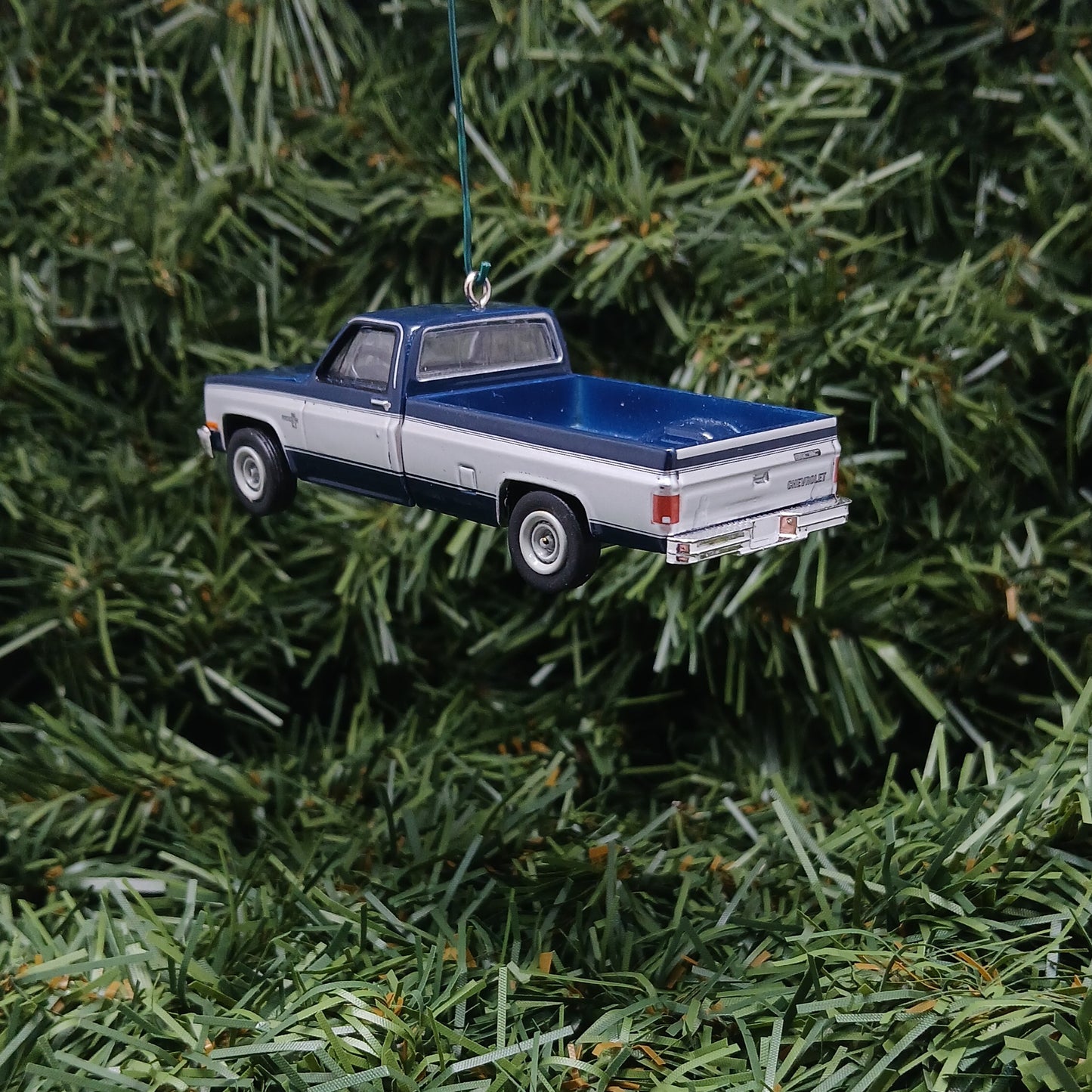 Chevy 1982 C-10 Silverado Ornament Christmas Gift Chevrolet Truck Xmas Decoration Blue/Silver C10