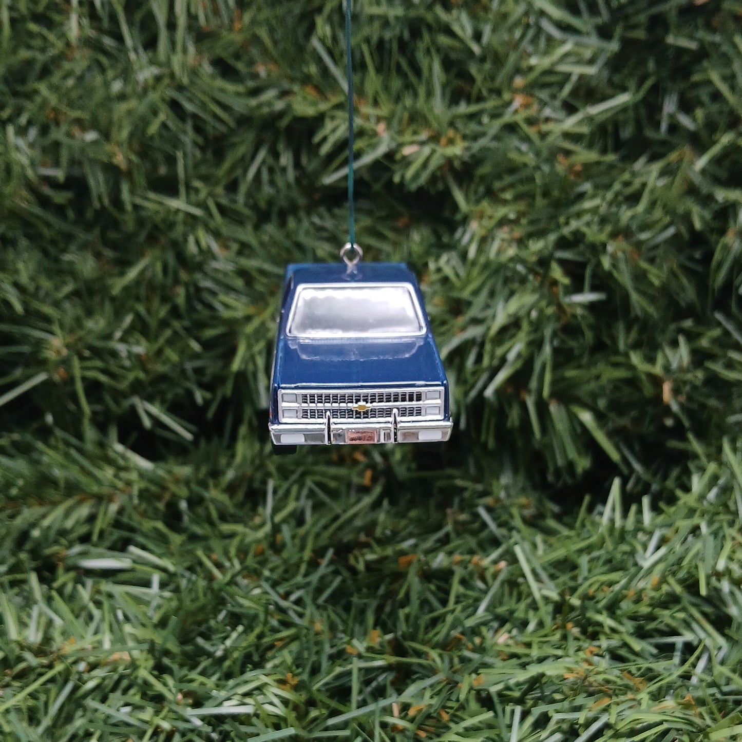 Chevy 1982 C-10 Silverado Ornament Christmas Gift Chevrolet Truck Xmas Decoration Blue/Silver C10