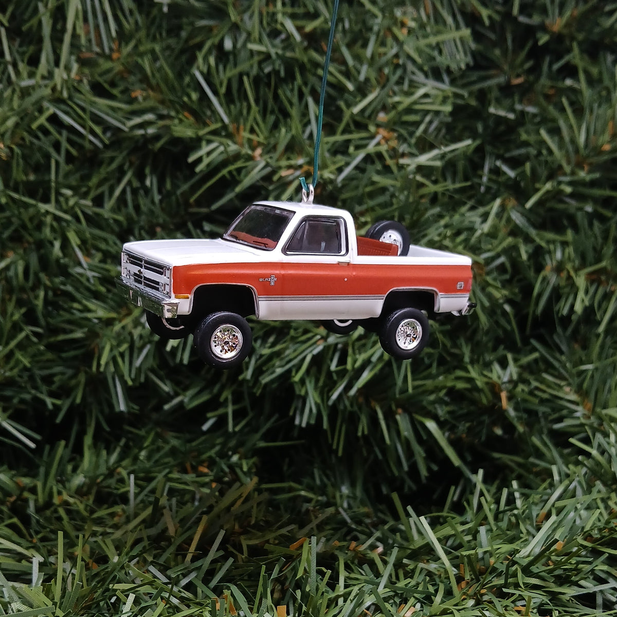 Chevy Blazer Ornament Christmas Gift 1984 K5 Chevrolet Unique Xmas Decoration Red White