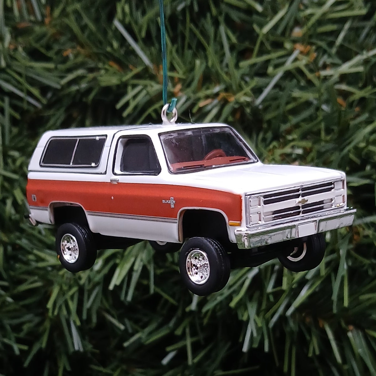 Chevy Blazer Ornament Christmas Gift 1984 K5 Chevrolet Unique Xmas Decoration Red White