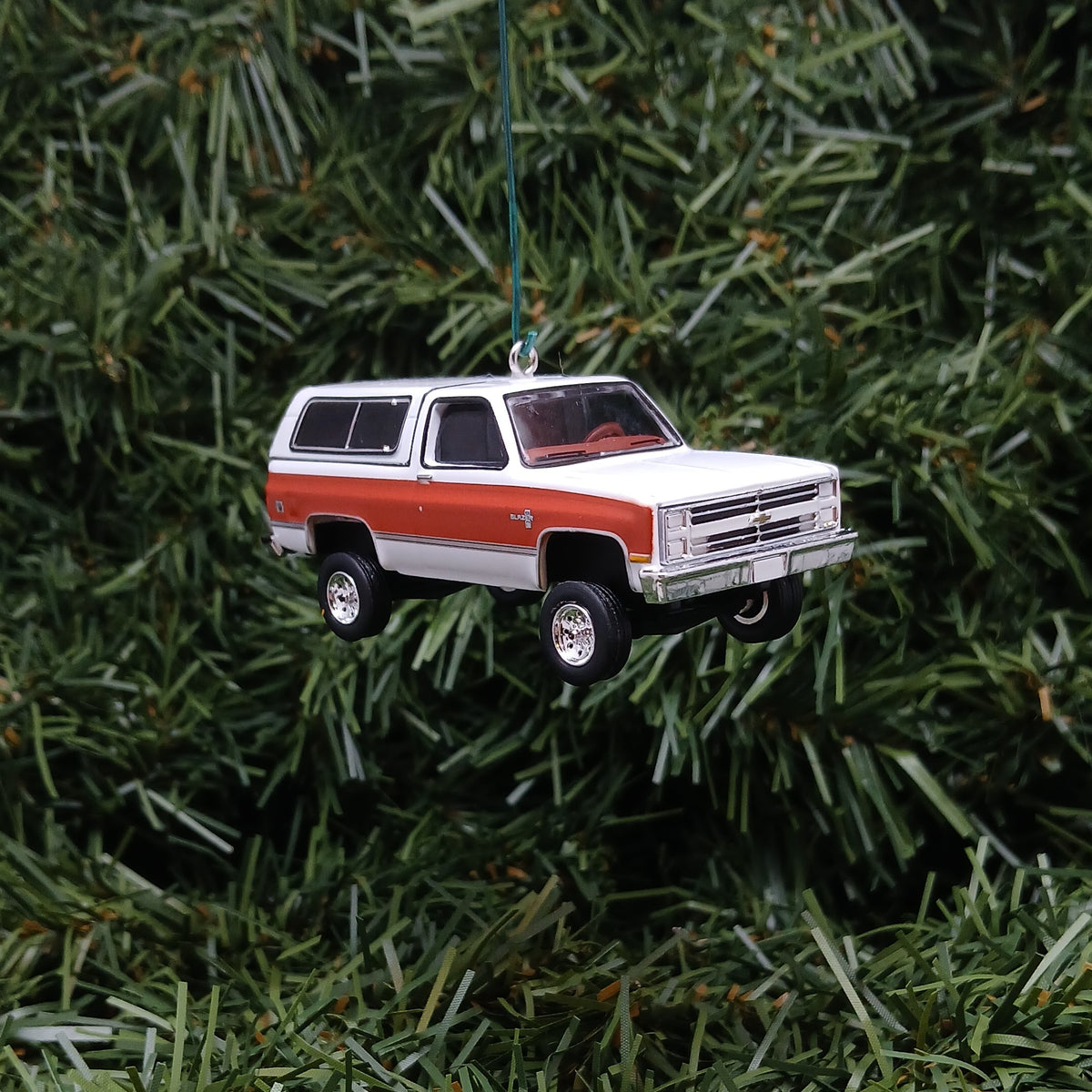 Chevy Blazer Ornament Christmas Gift 1984 K5 Chevrolet Unique Xmas Decoration Red White